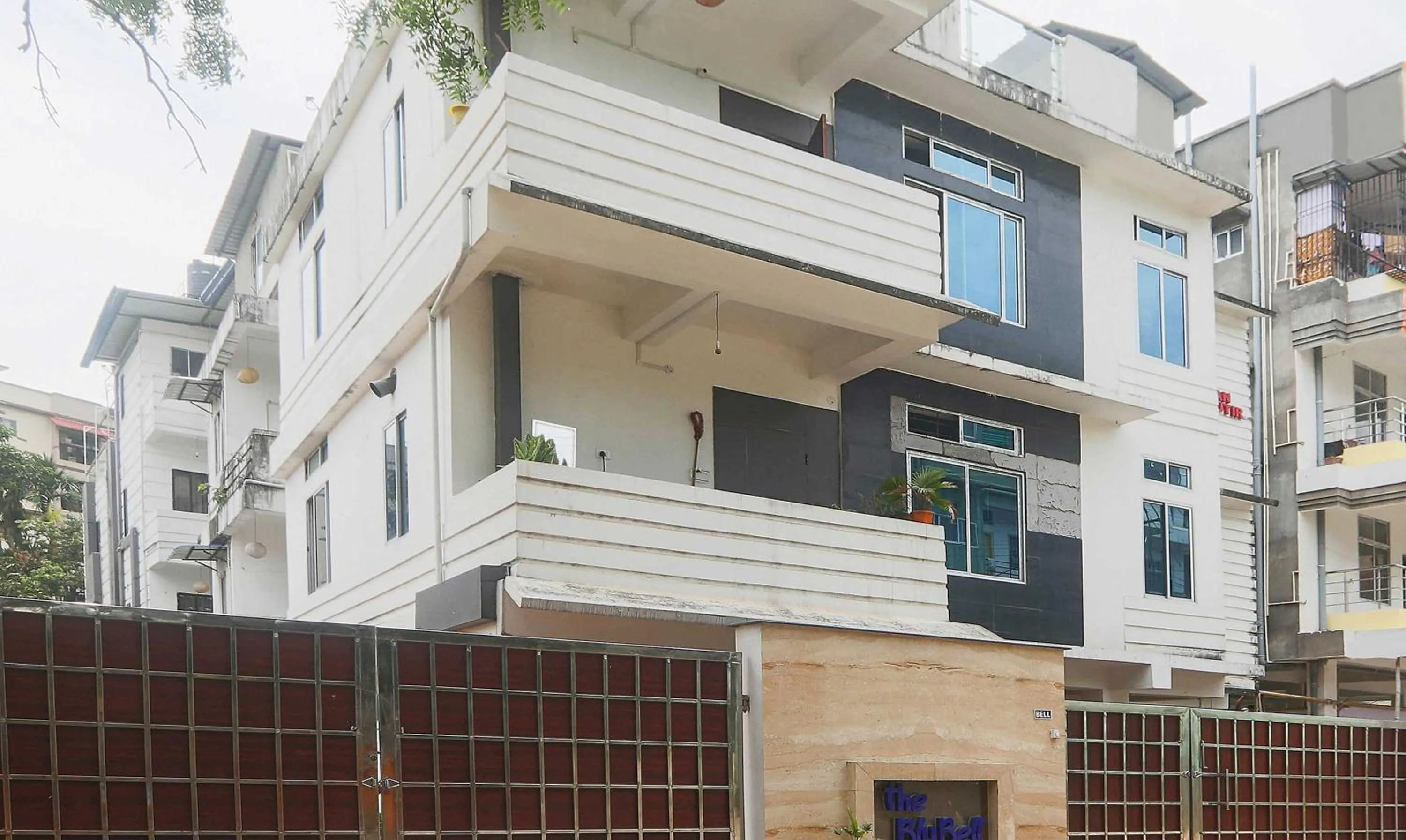 Facade/entrance in Hotel OThe Blu Bell