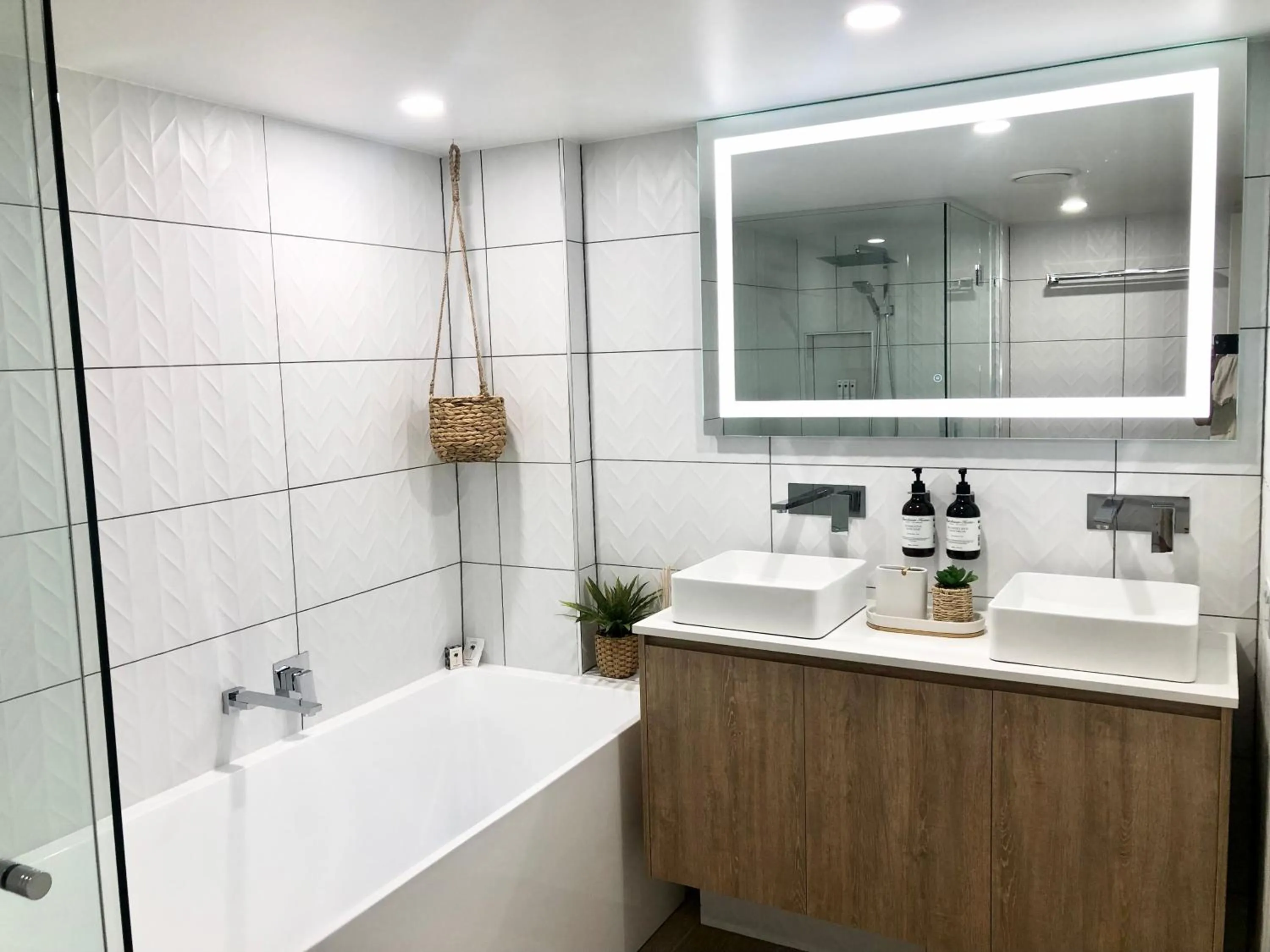 Oceania on Burleigh Beach