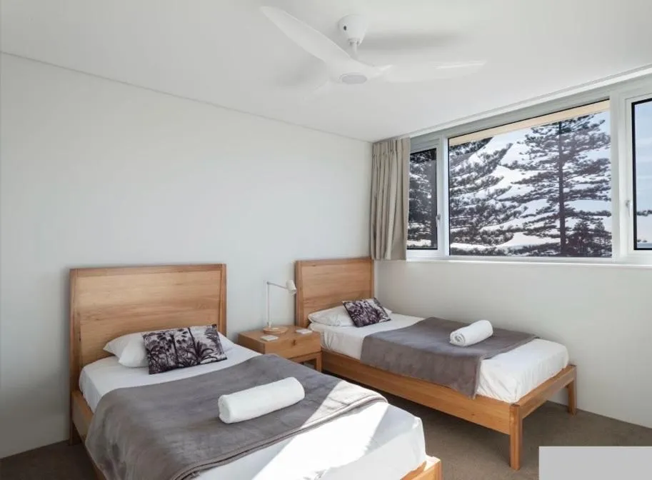 Bed in Oceania on Burleigh Beach
