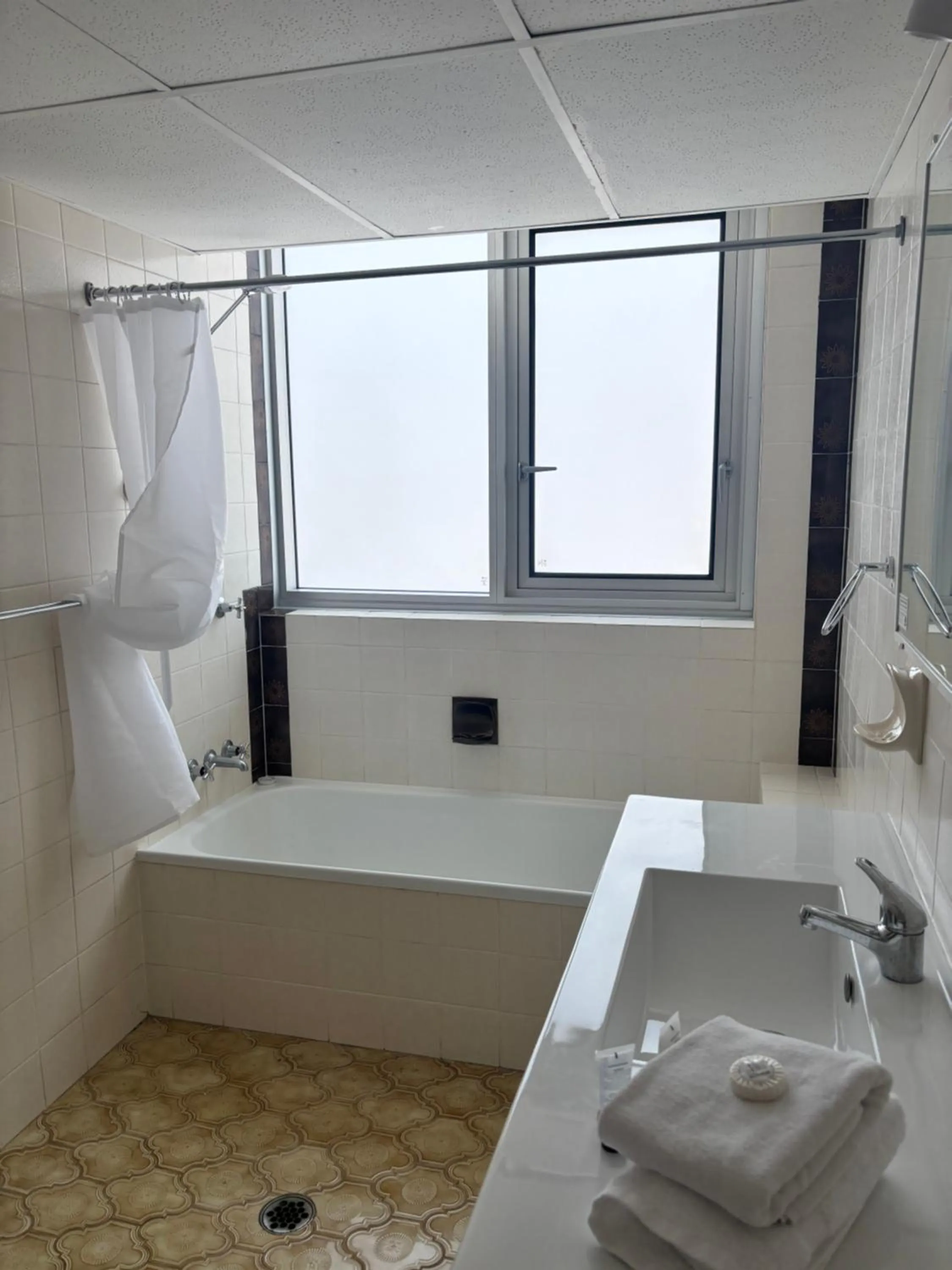 Oceania on Burleigh Beach