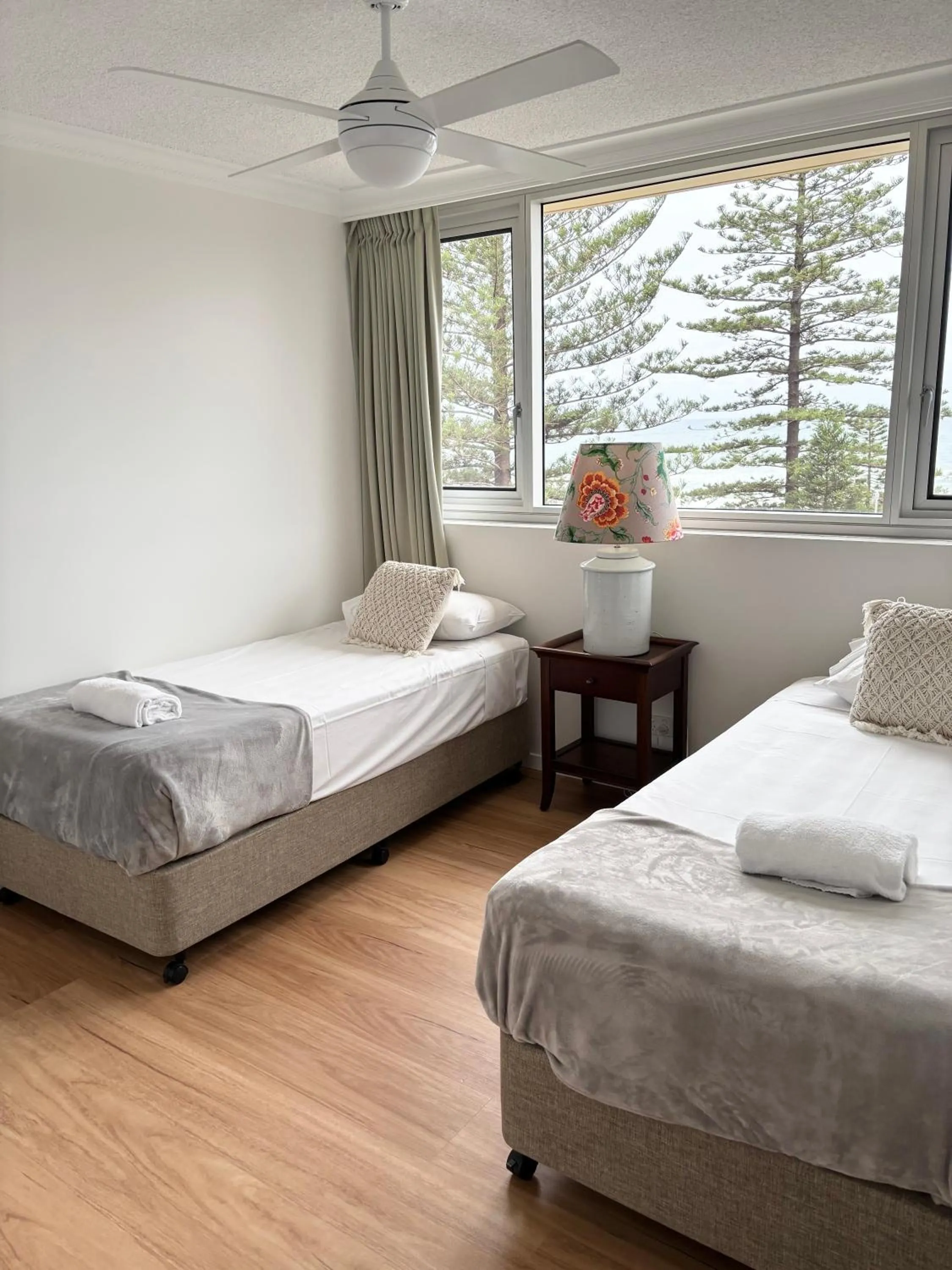 Bed in Oceania on Burleigh Beach