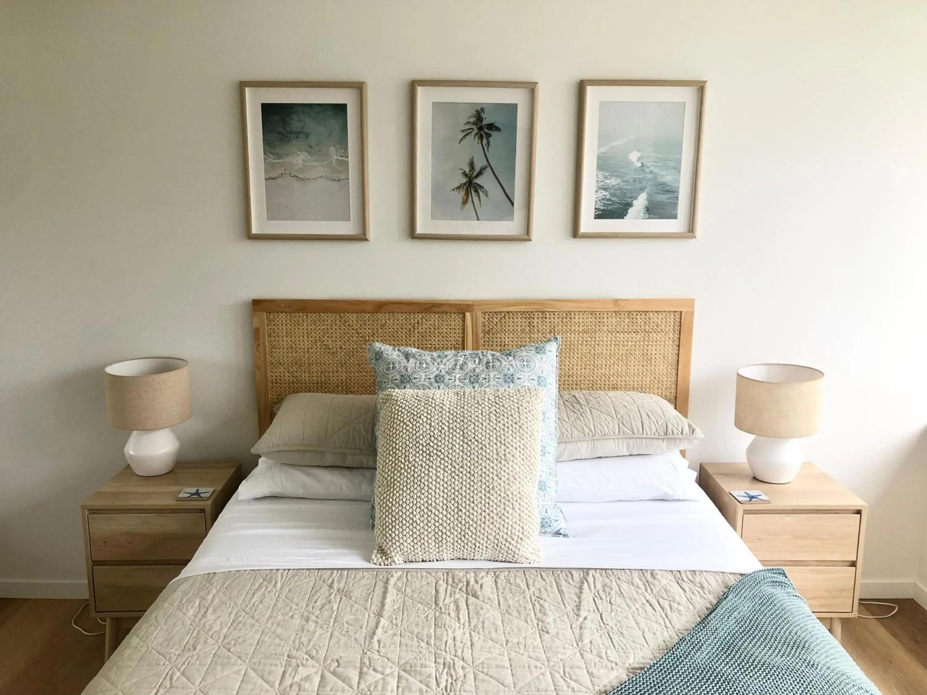 Bed in Oceania on Burleigh Beach