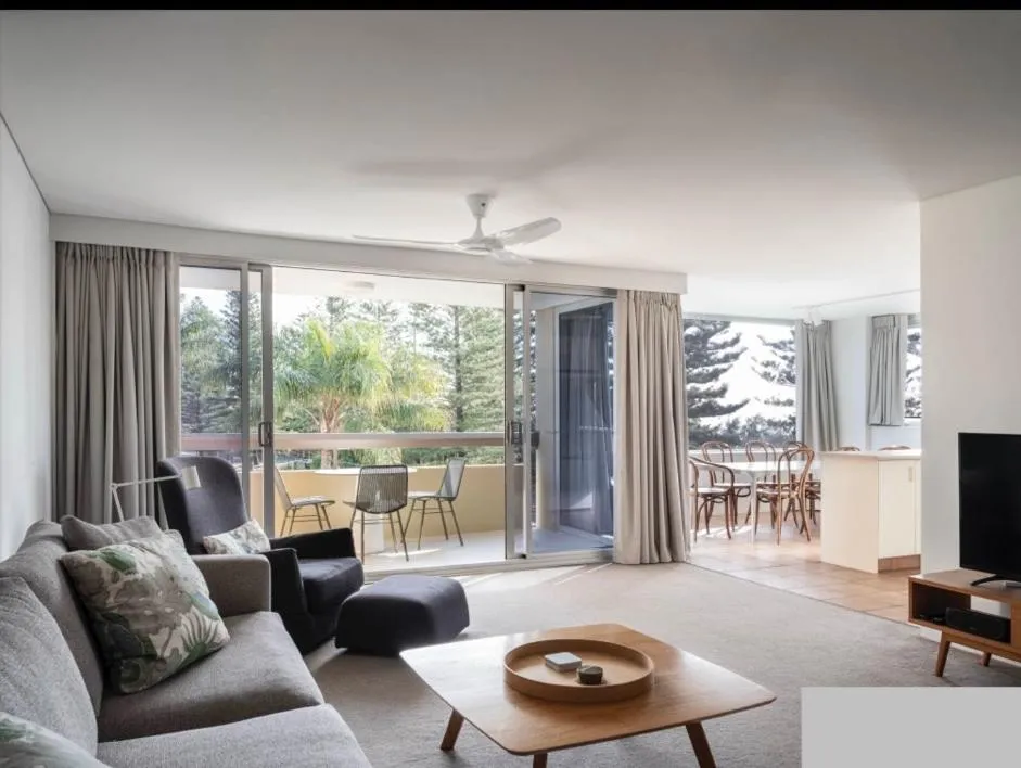 Oceania on Burleigh Beach