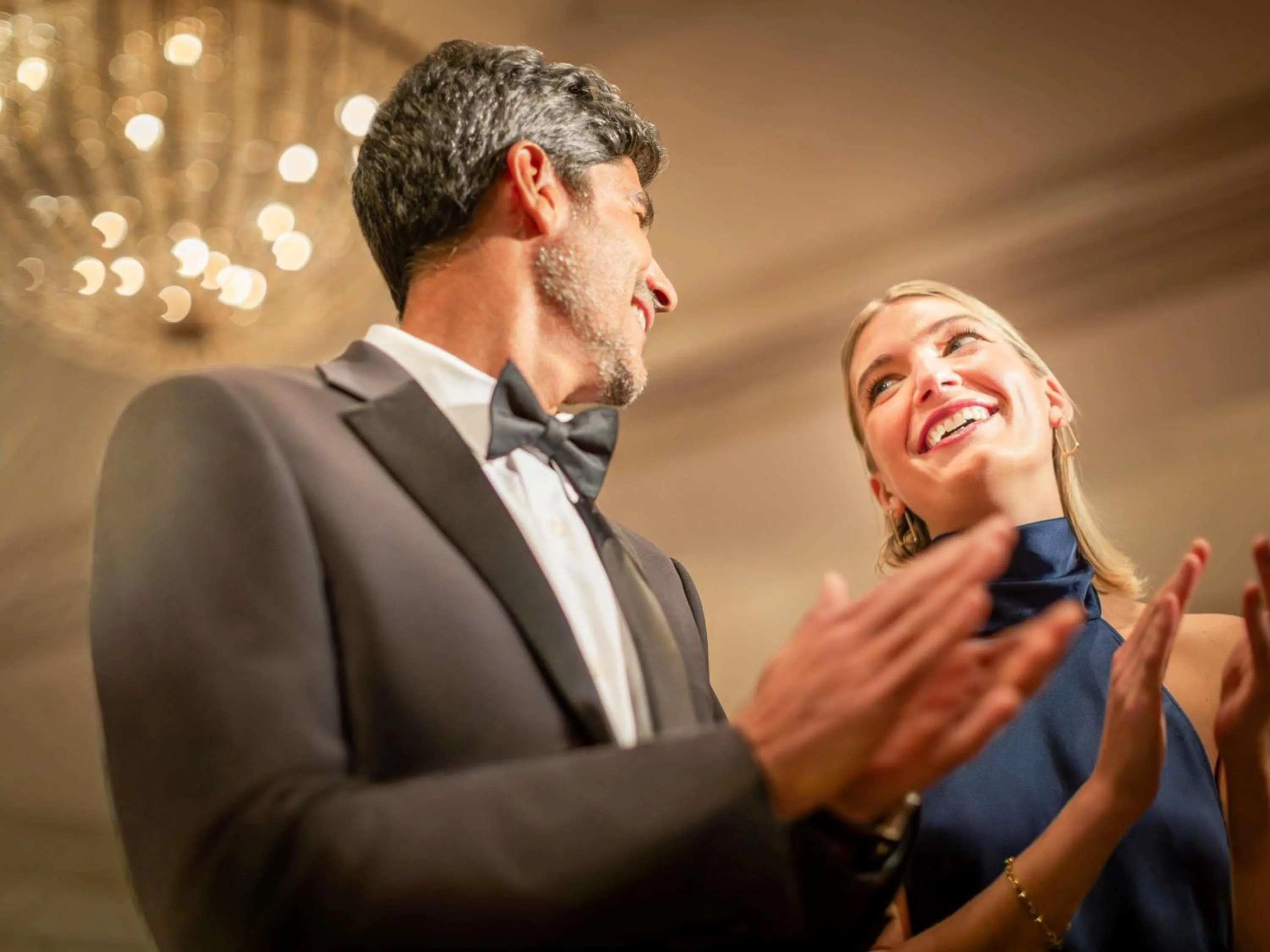 wedding in Fairmont Chicago Millennium Park