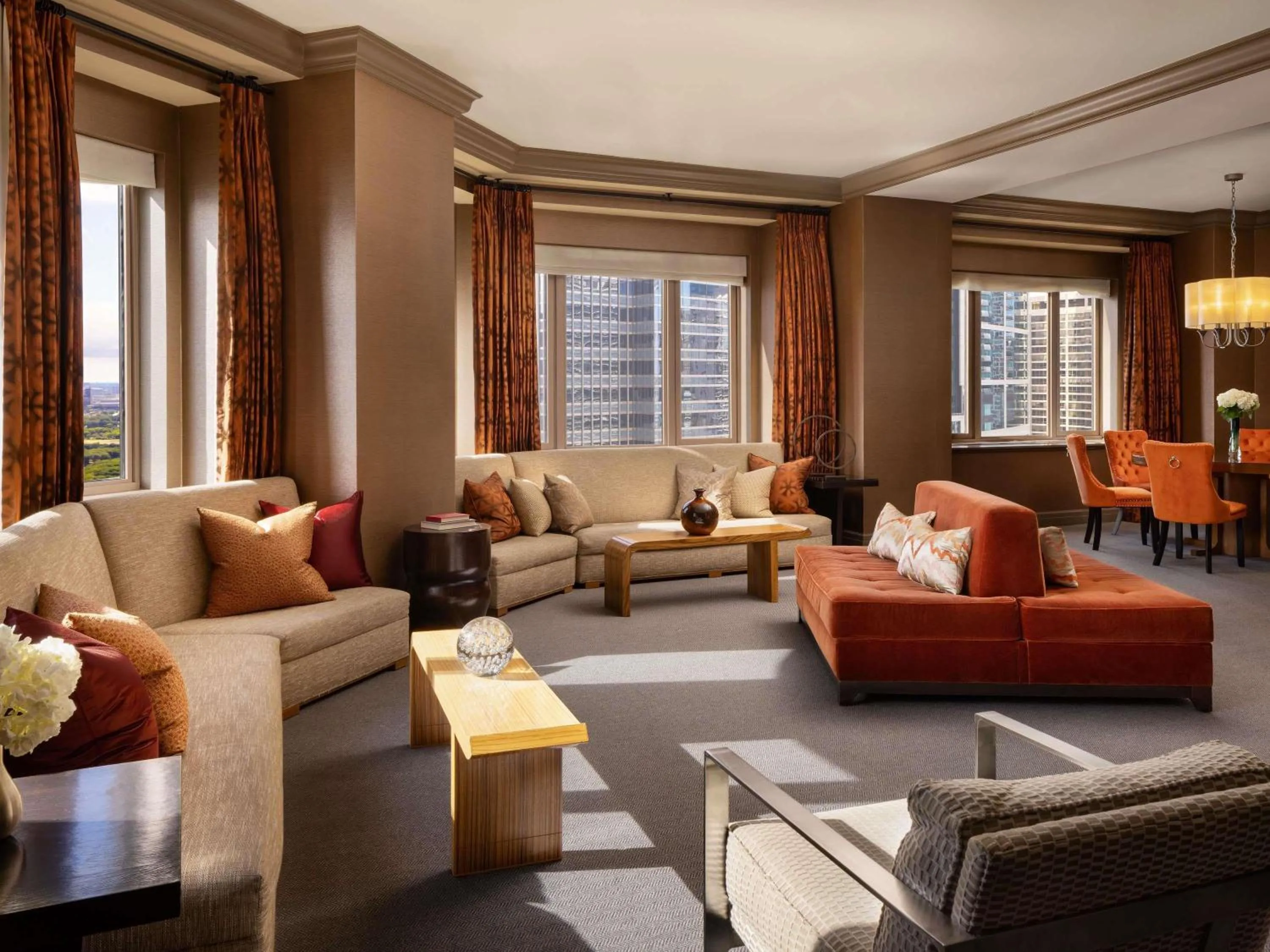 Bedroom in Fairmont Chicago Millennium Park