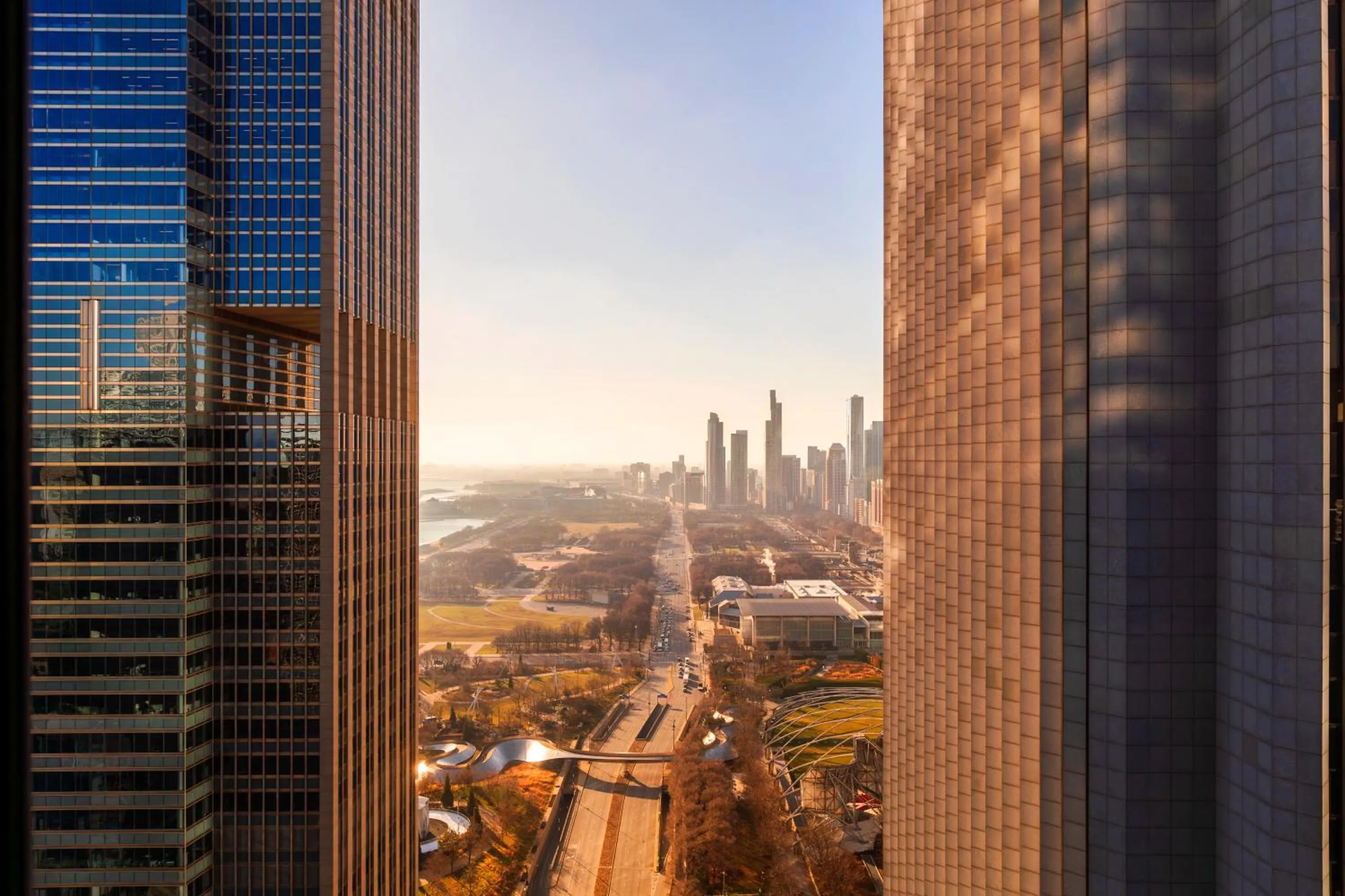 Day in Fairmont Chicago Millennium Park
