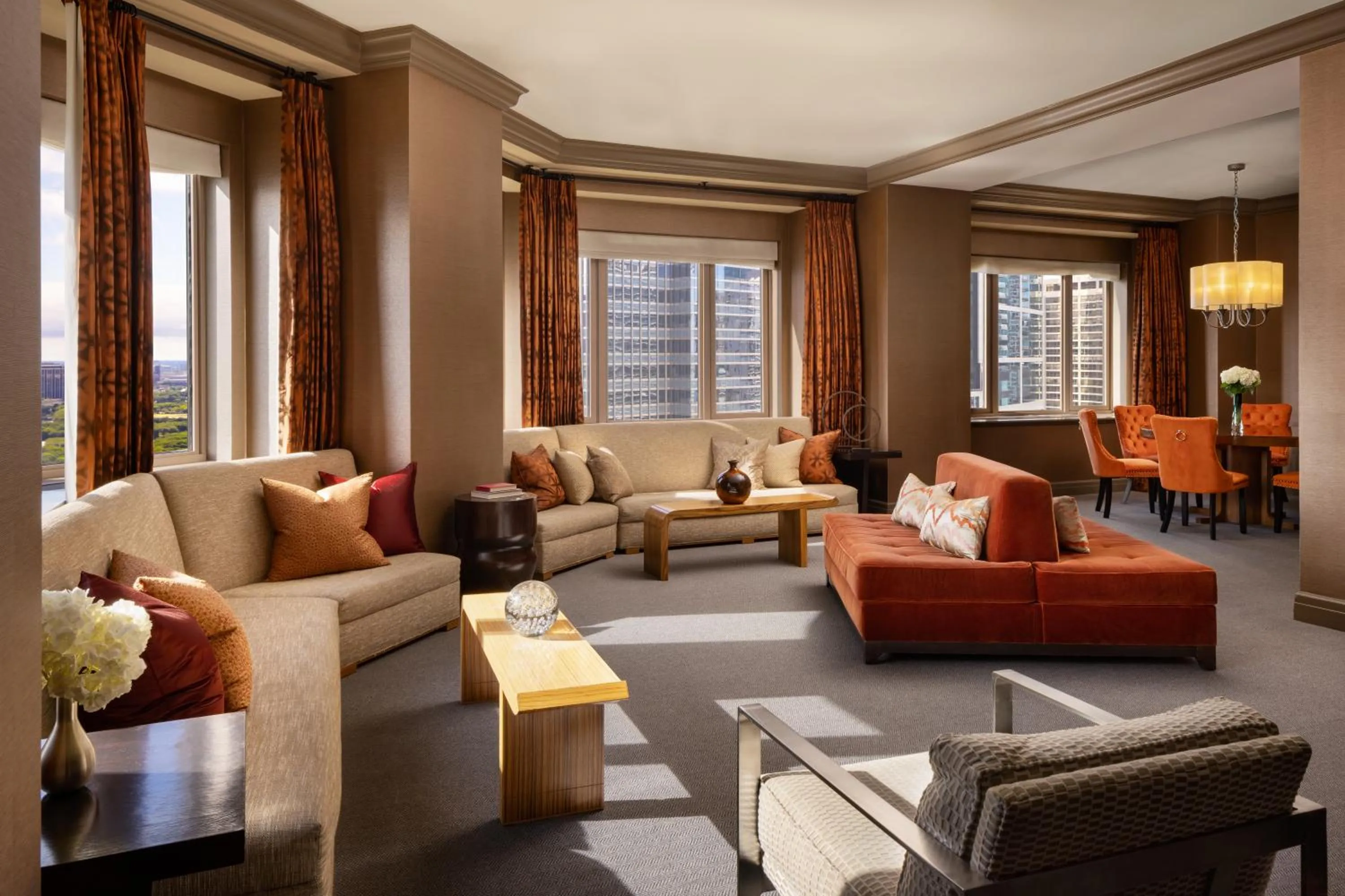 Living room in Fairmont Chicago Millennium Park