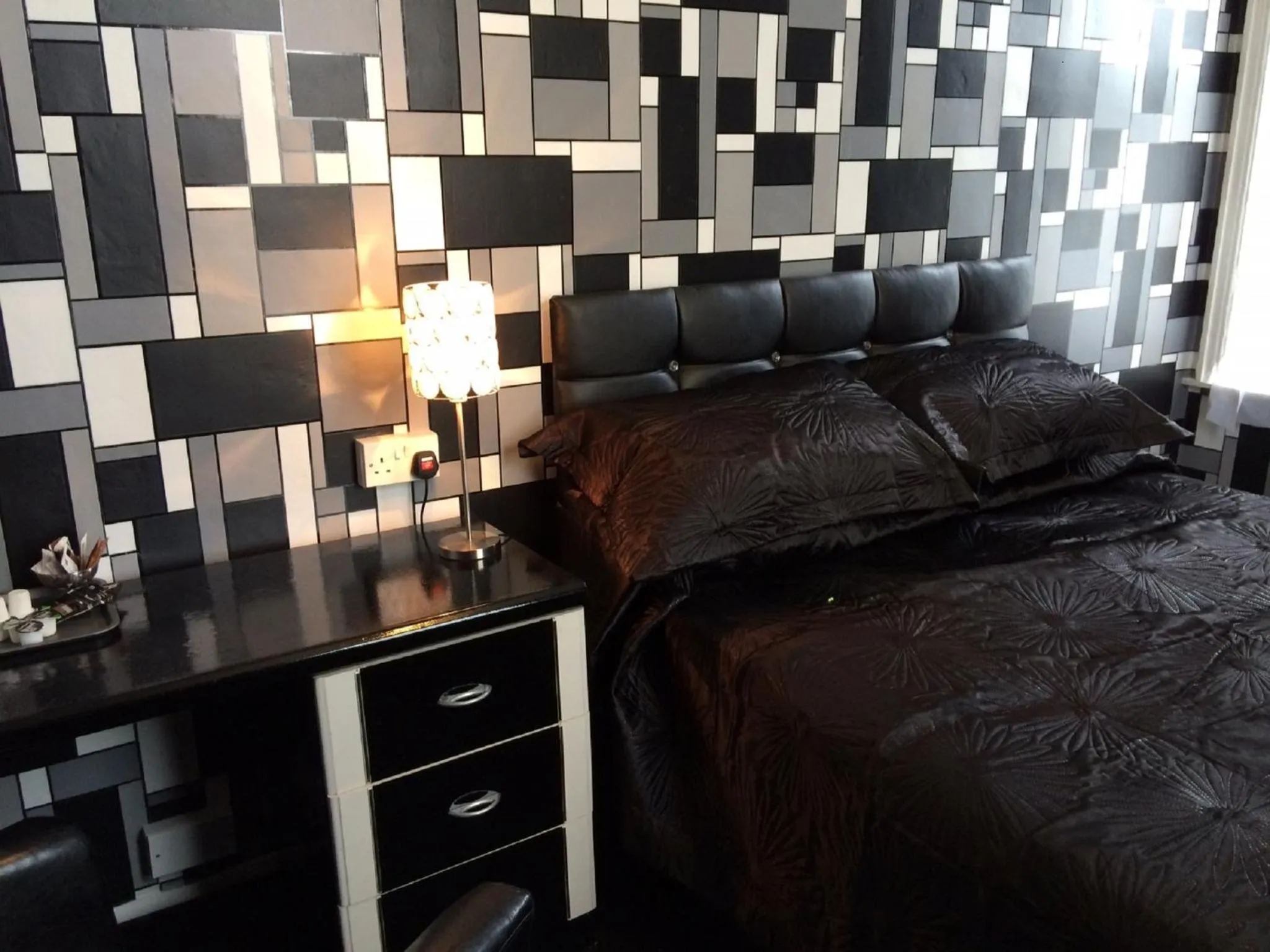 Decorative detail in The Carlton Hotel