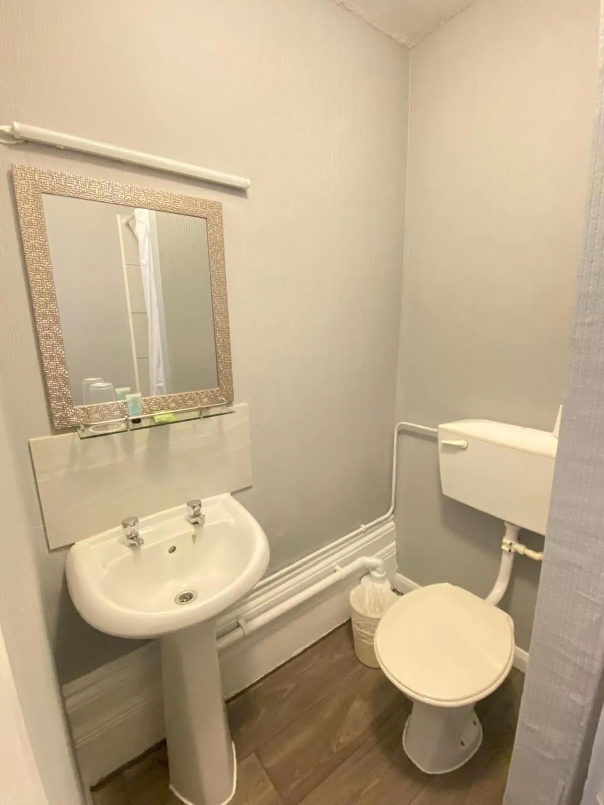 Toilet in The Carlton Hotel