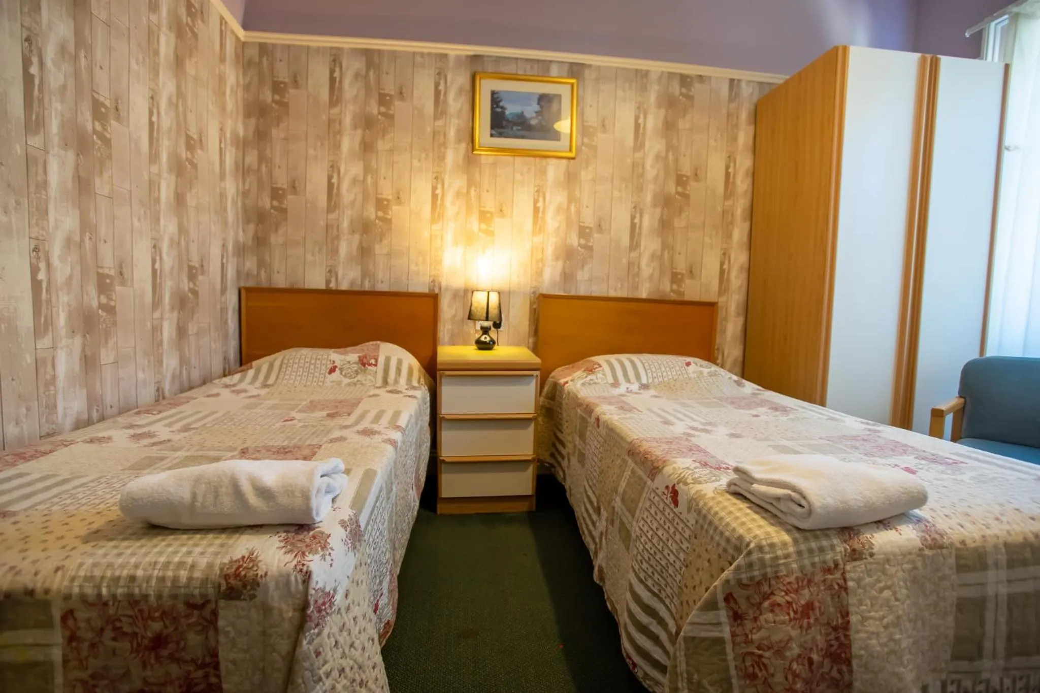 Bed in The Carlton Hotel