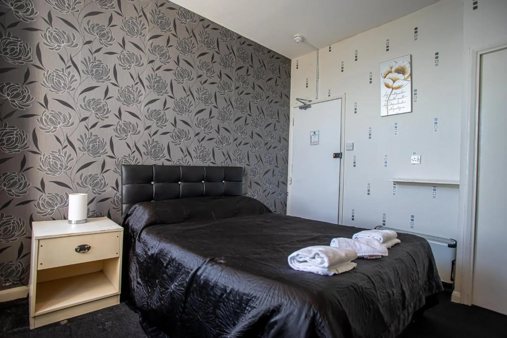 Bed in The Carlton Hotel