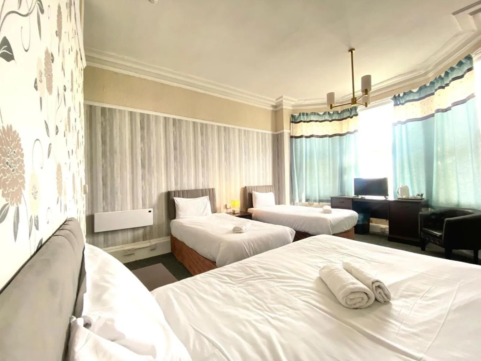 Bed in The Carlton Hotel