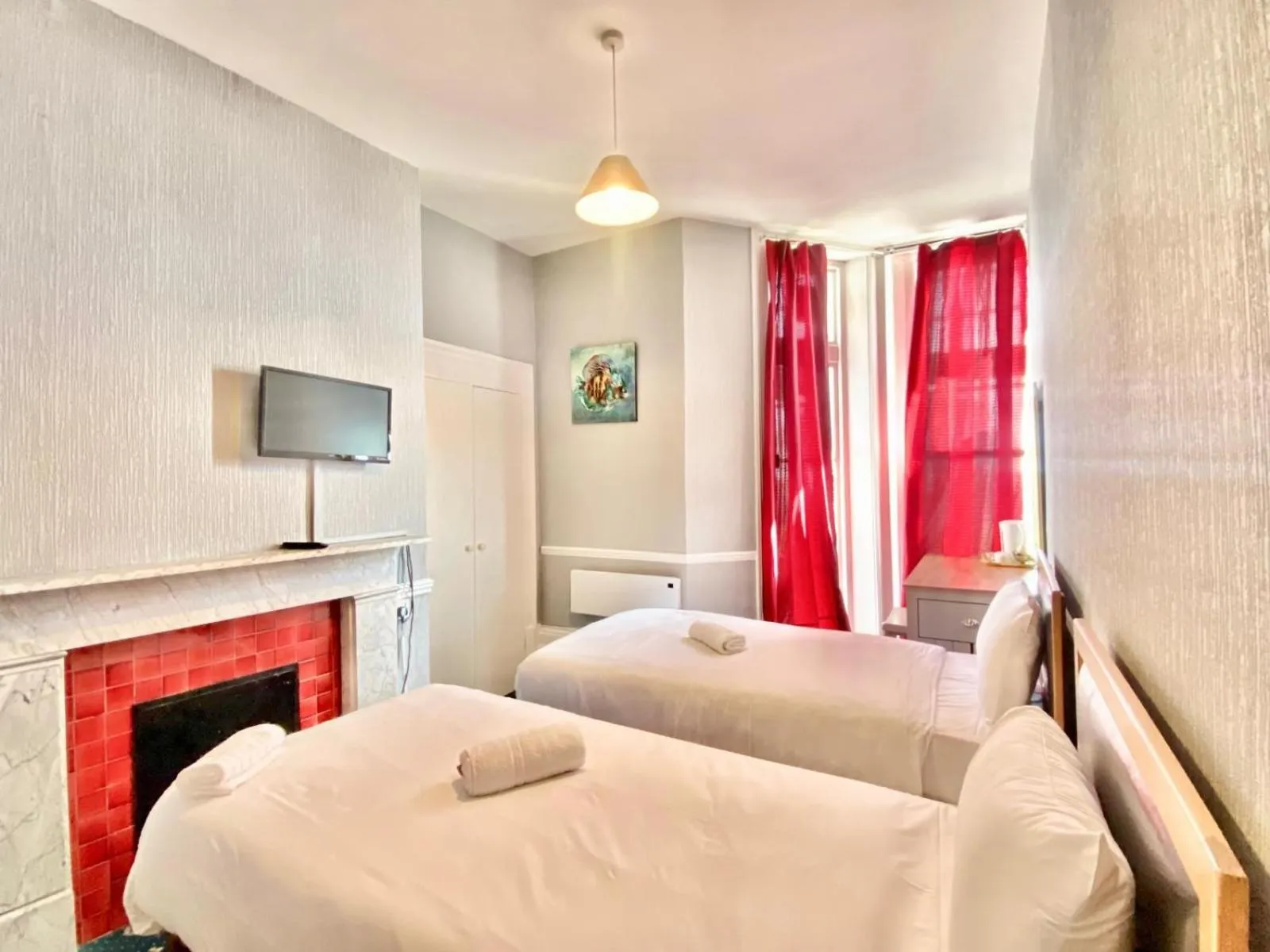 Bed in The Carlton Hotel