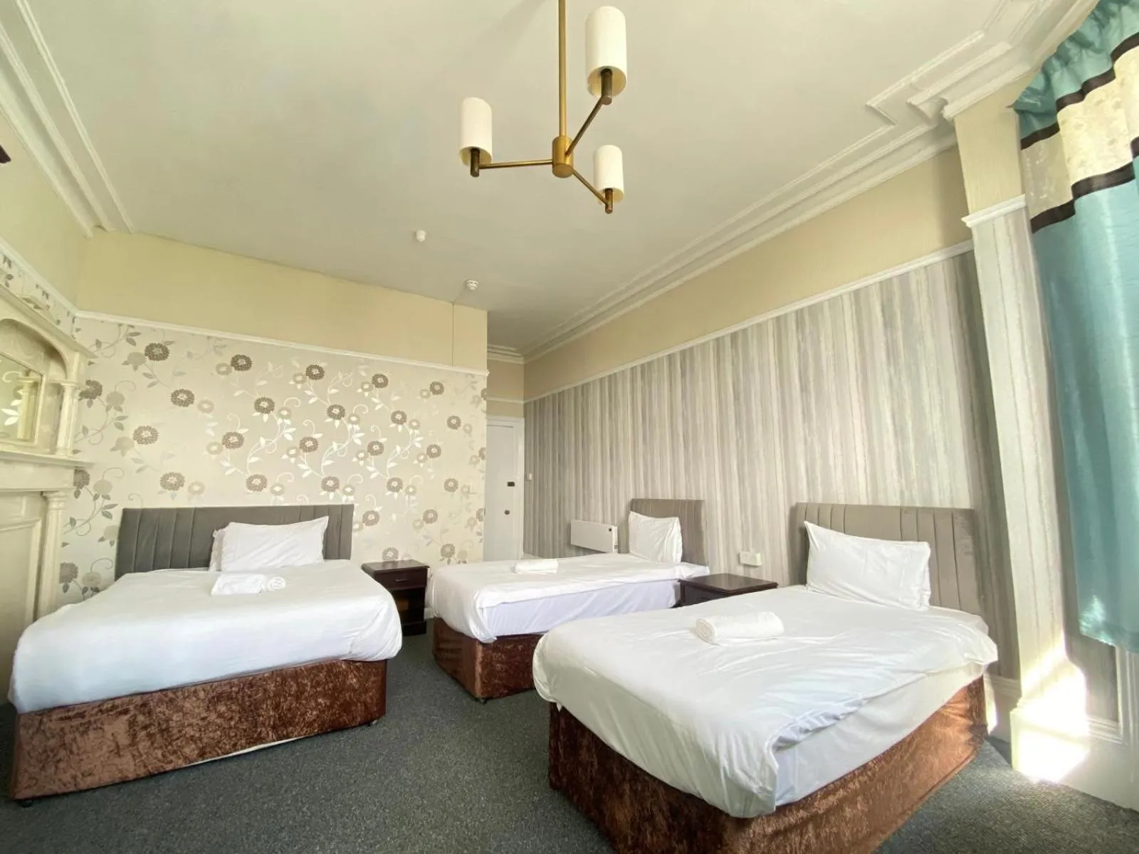 Bed in The Carlton Hotel