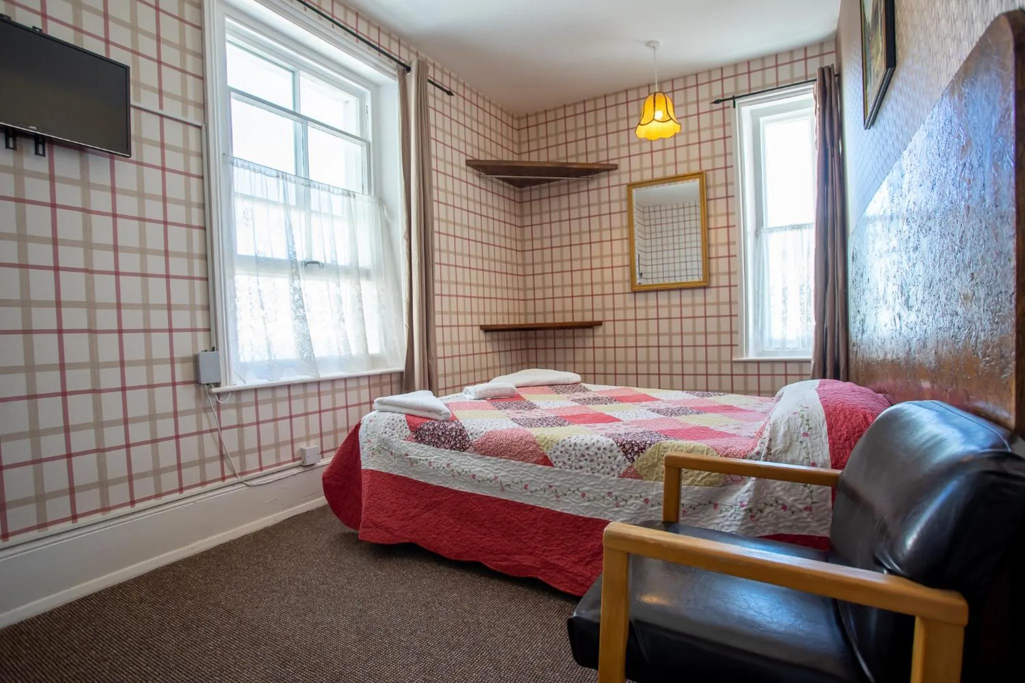 Bed in The Carlton Hotel