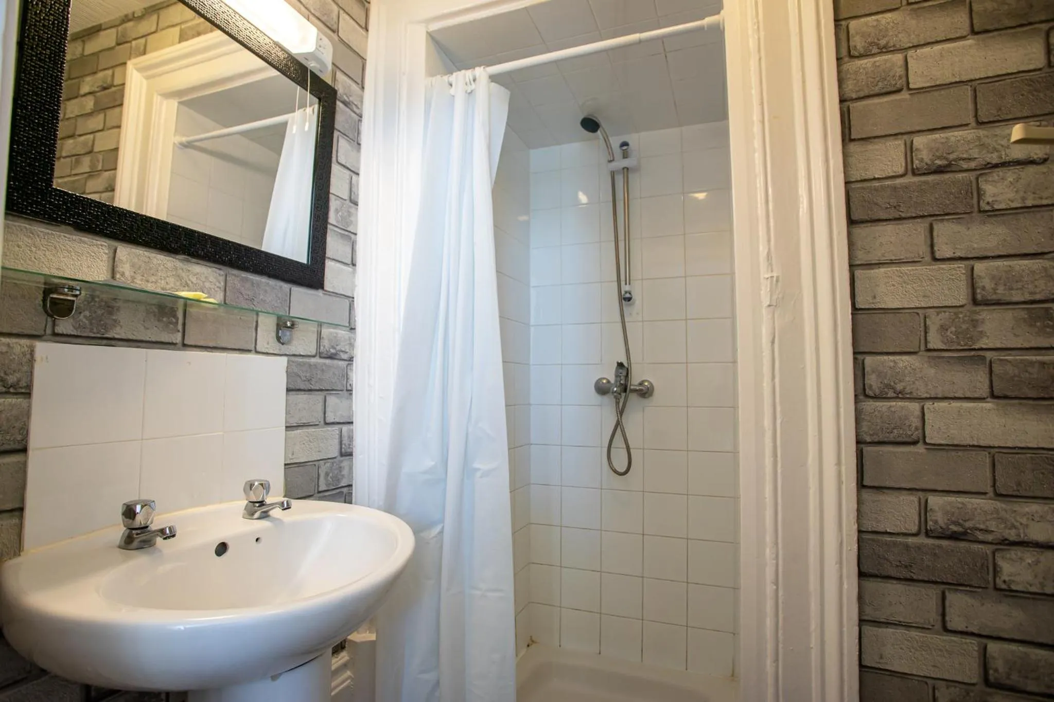 Shower in The Carlton Hotel