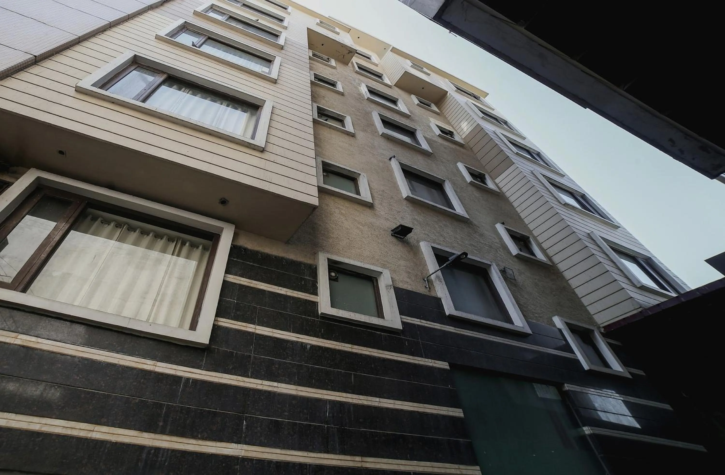 Facade/entrance in Townhouse Hollywood Heights