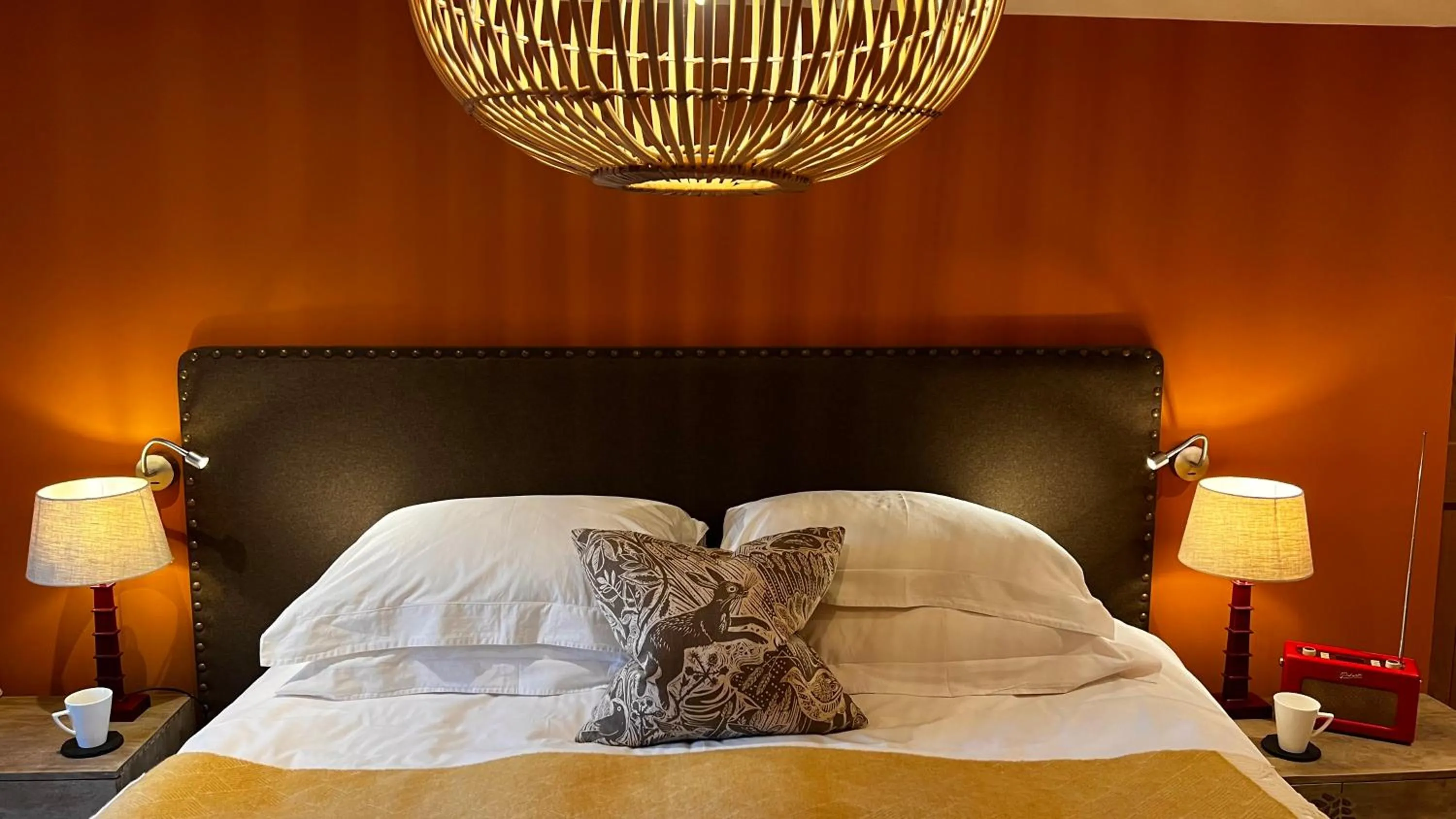 Bed in The Red Lion Inn