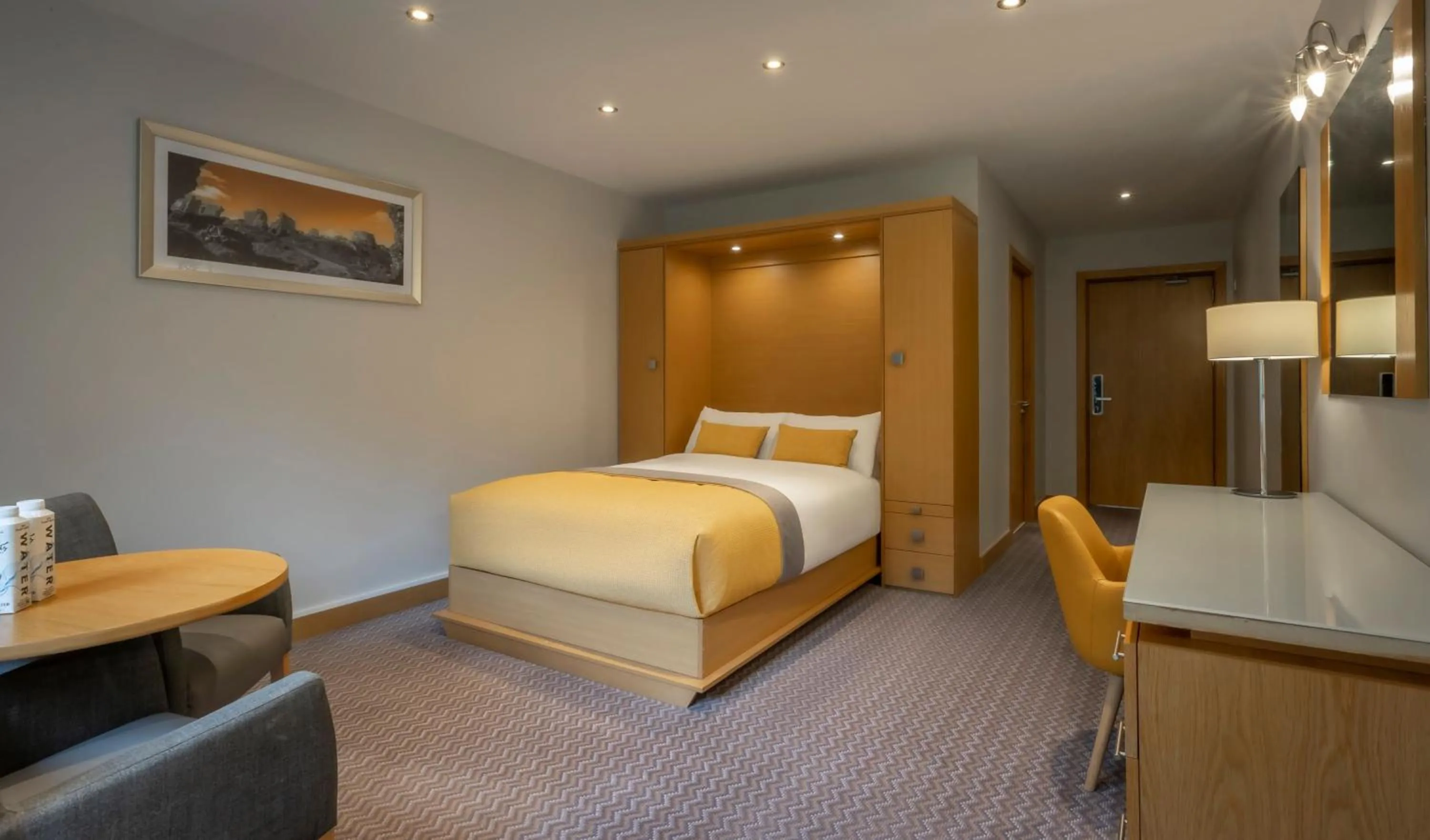 Bedroom, Bed in Maldron Hotel Portlaoise