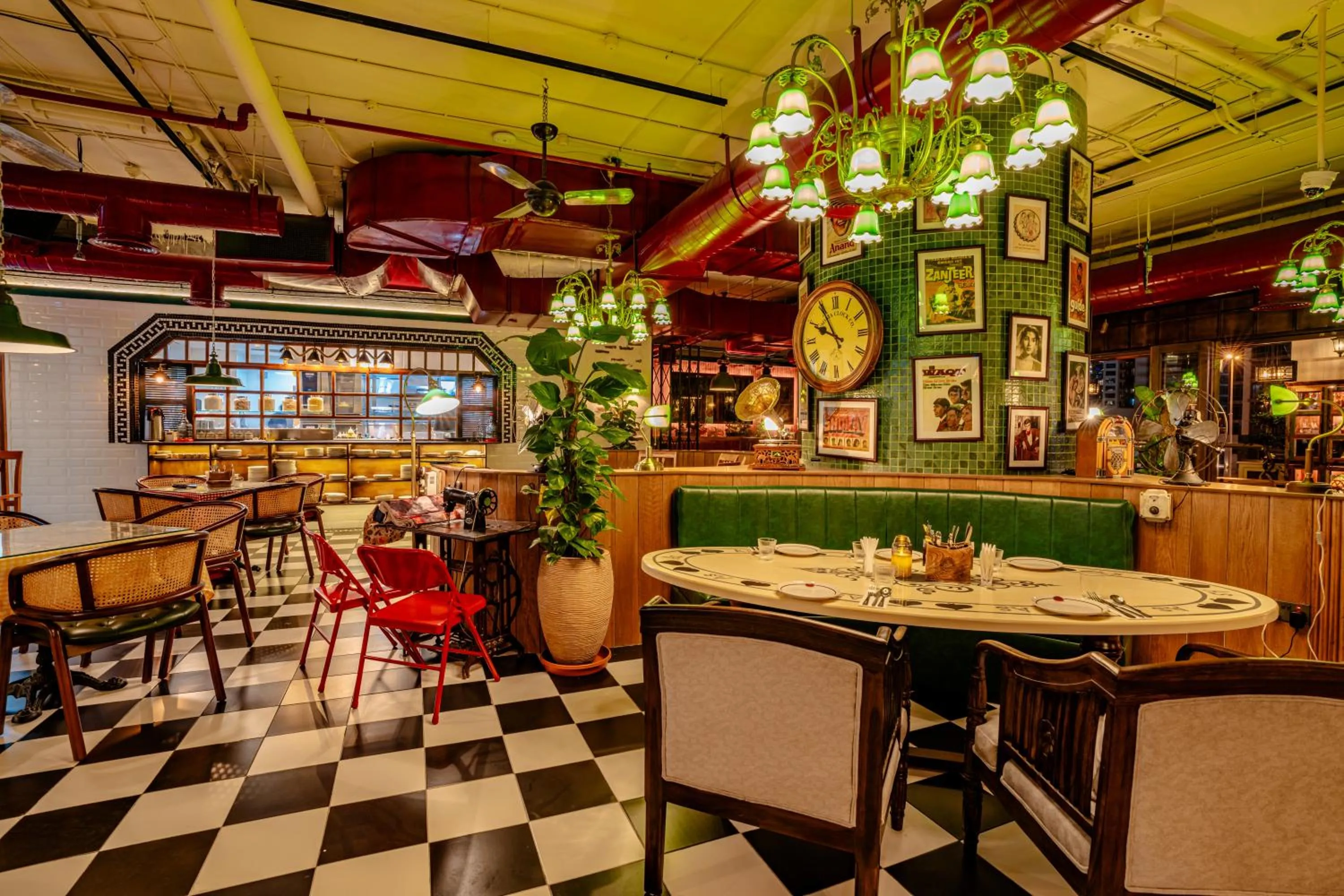 Restaurant/places to eat in DoubleTree by Hilton Dubai - Business Bay