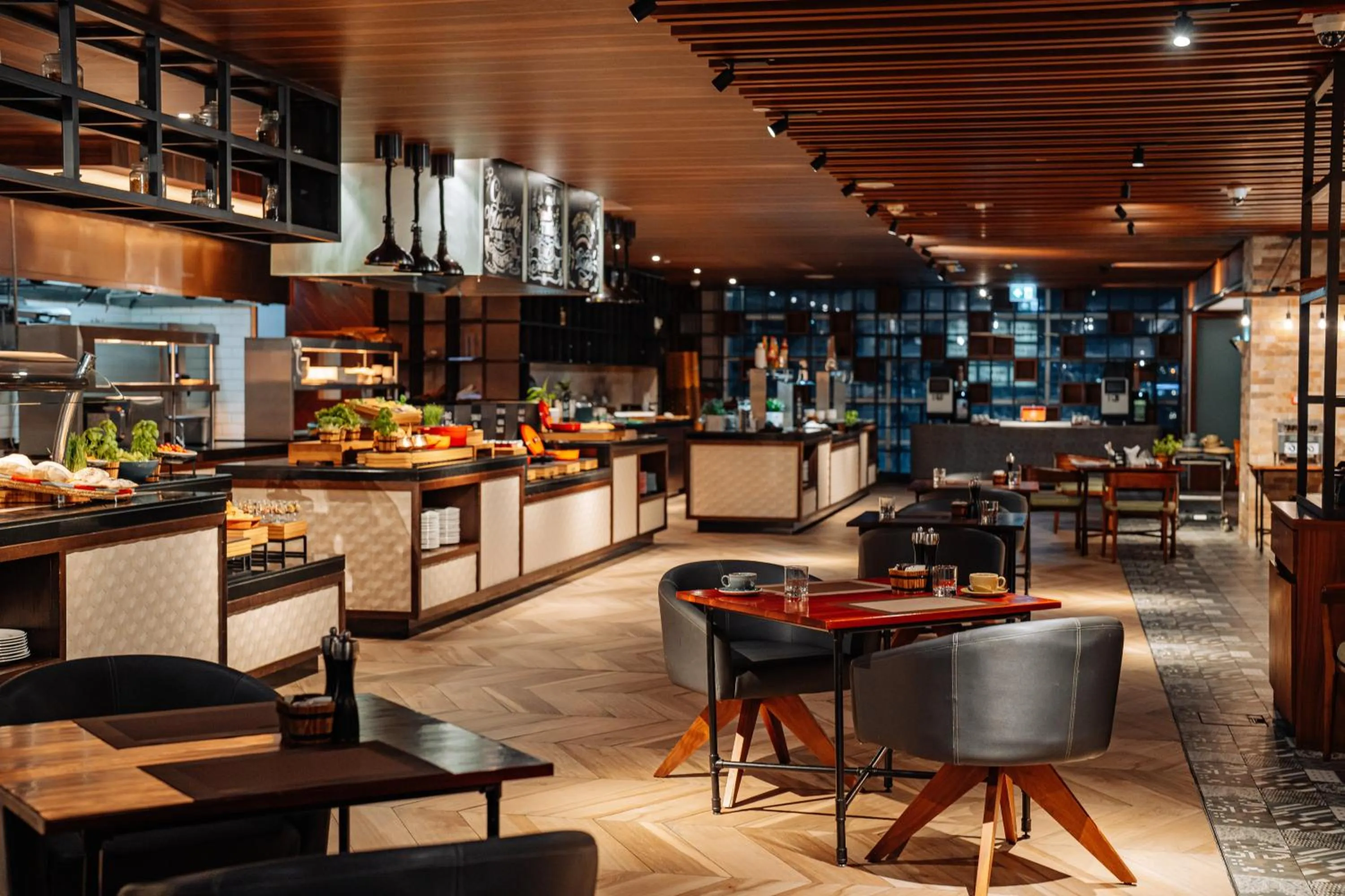 Restaurant/places to eat in DoubleTree by Hilton Dubai - Business Bay