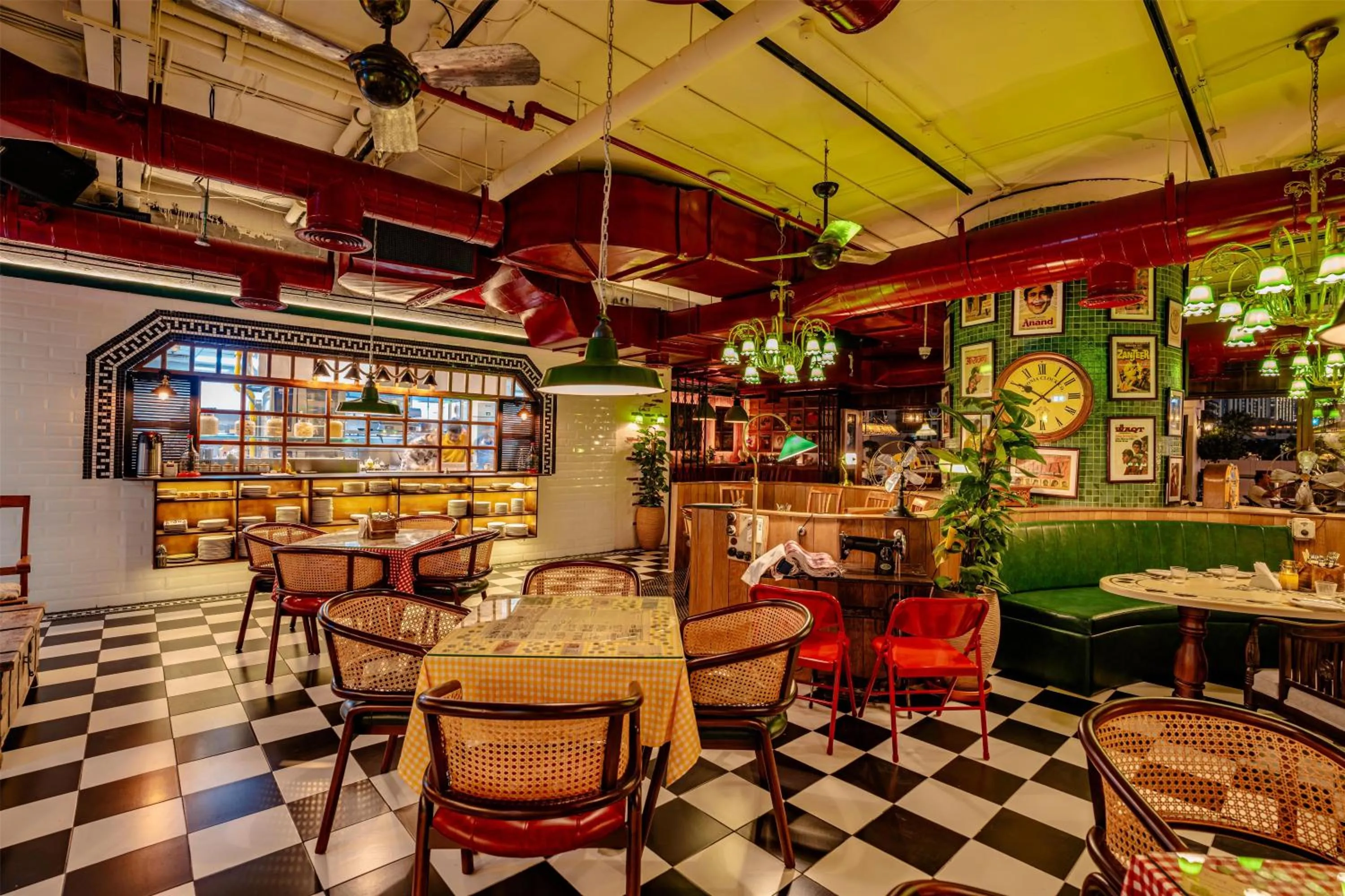 Restaurant/places to eat in DoubleTree by Hilton Dubai - Business Bay