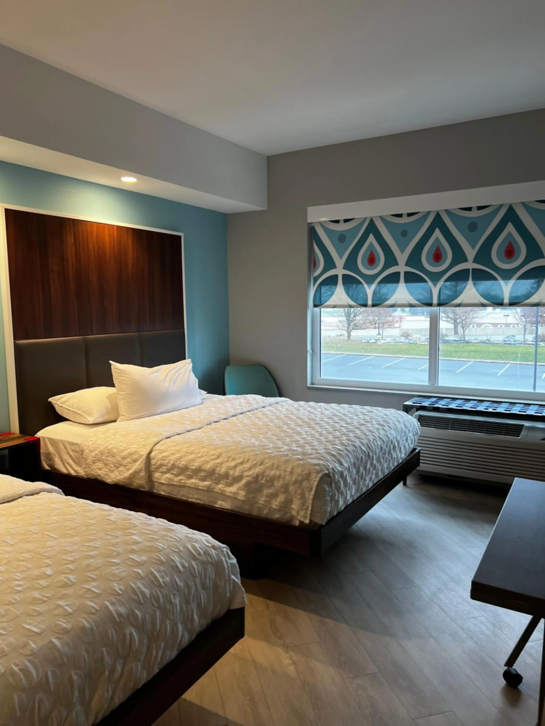 Bed in Tru By Hilton Lancaster East