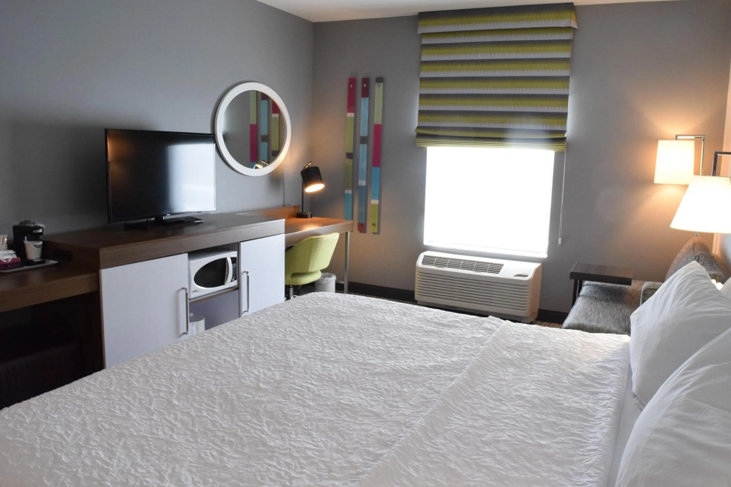 Bed in Hampton Inn Hamburg