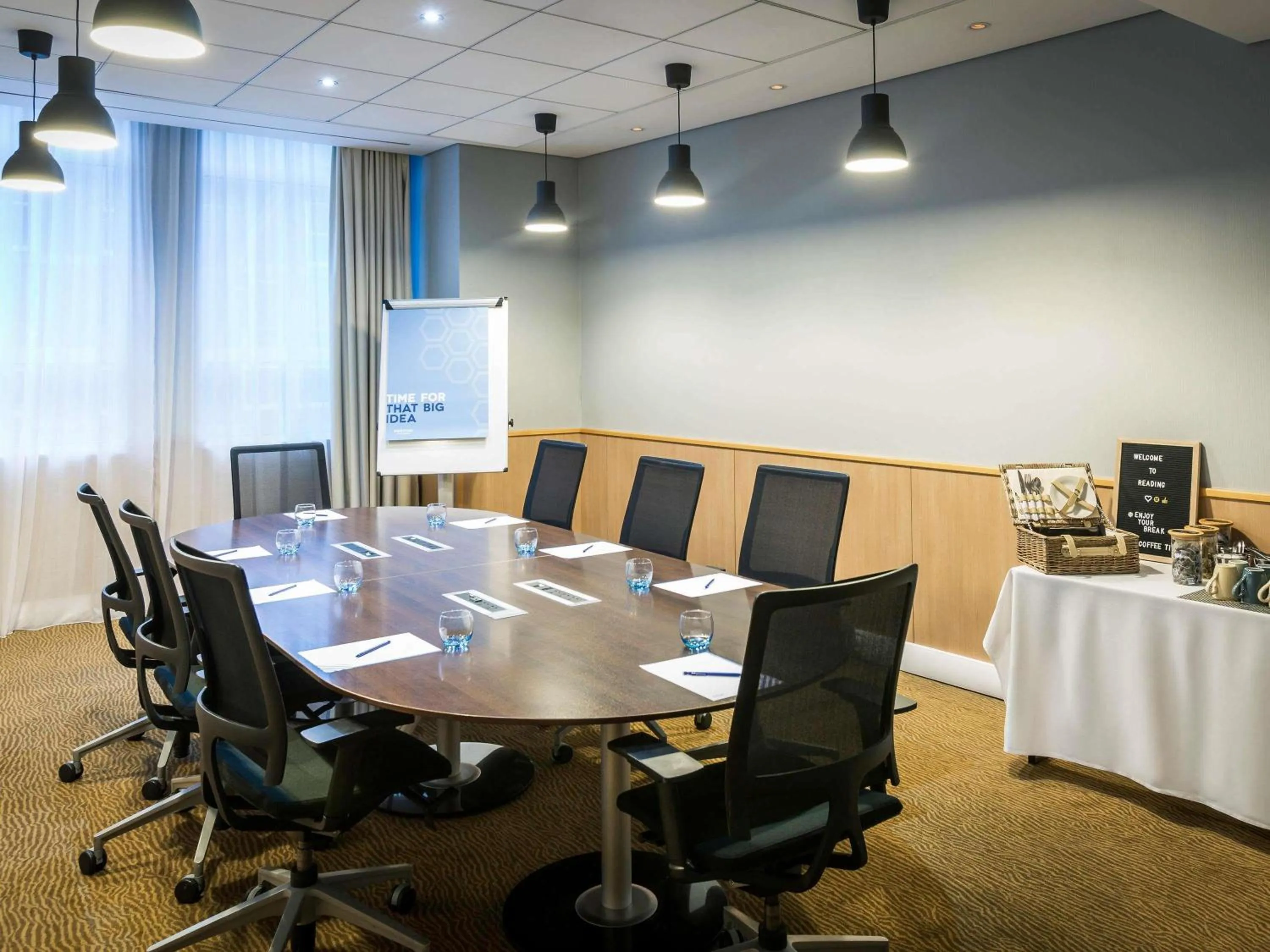 Meeting/conference room in Novotel Reading Centre