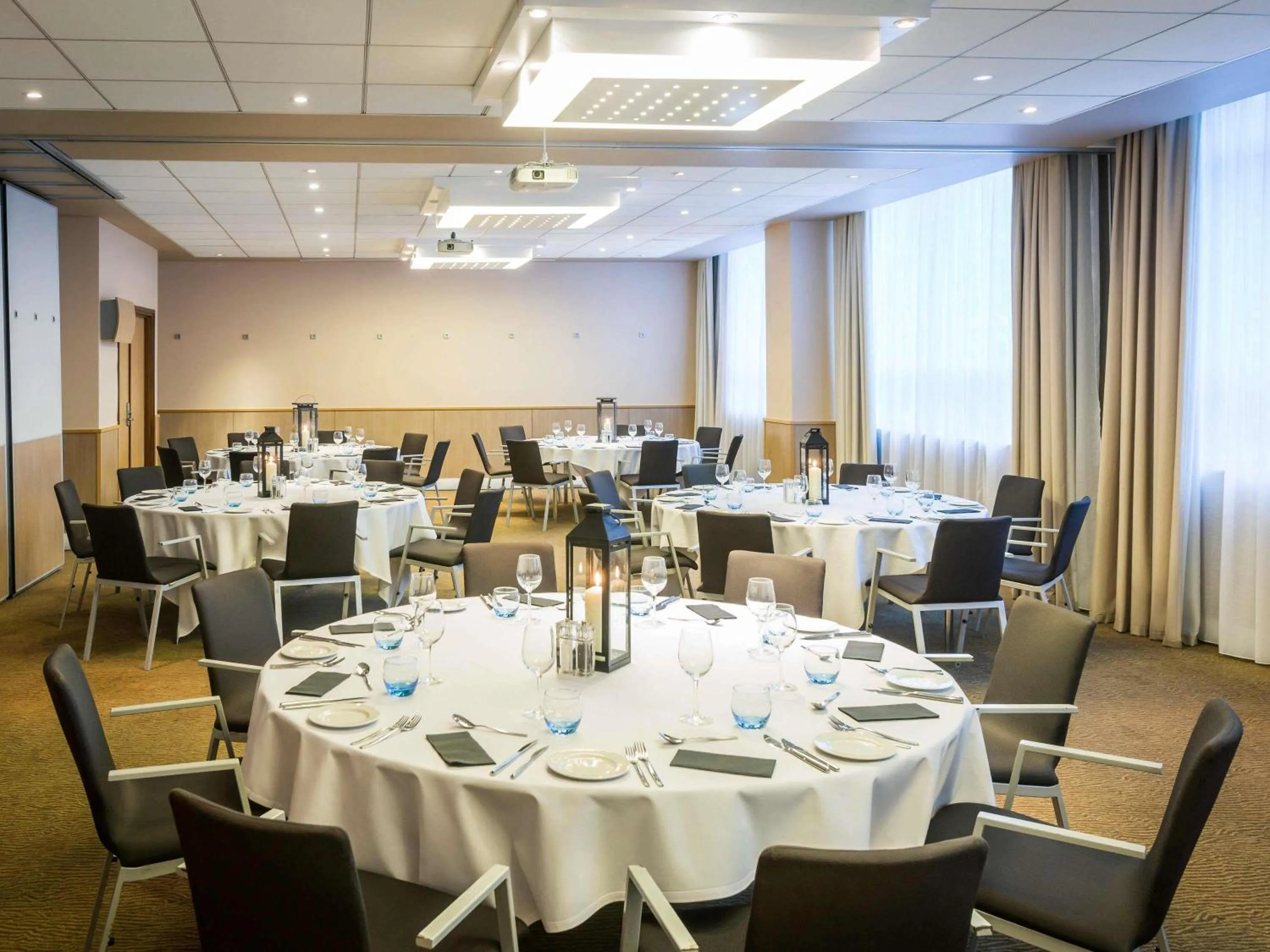 Meeting/conference room in Novotel Reading Centre