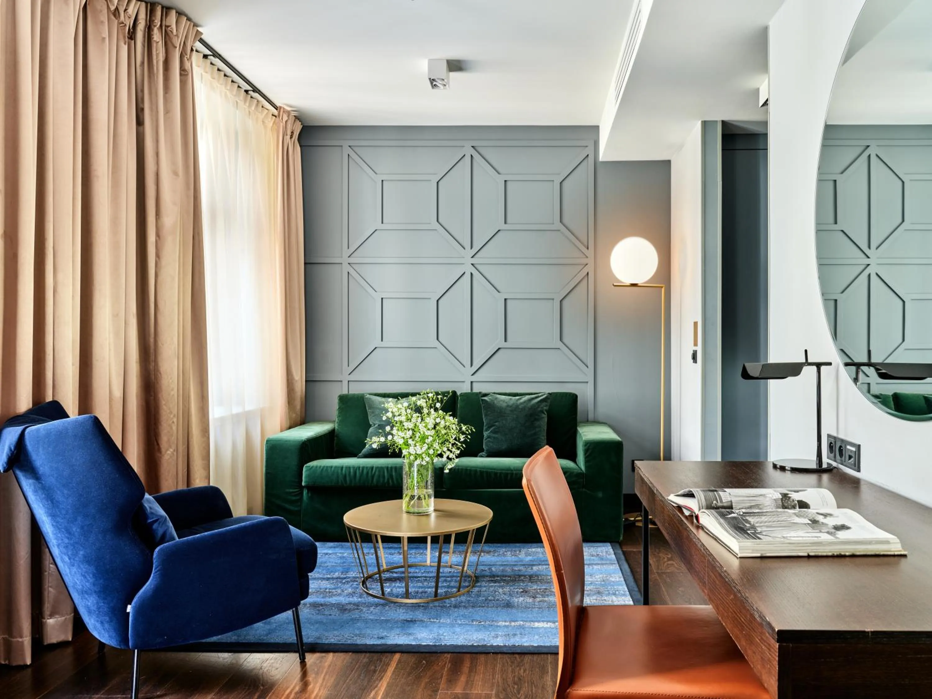 Living room in Hotel Indigo Warsaw Nowy Świat by IHG