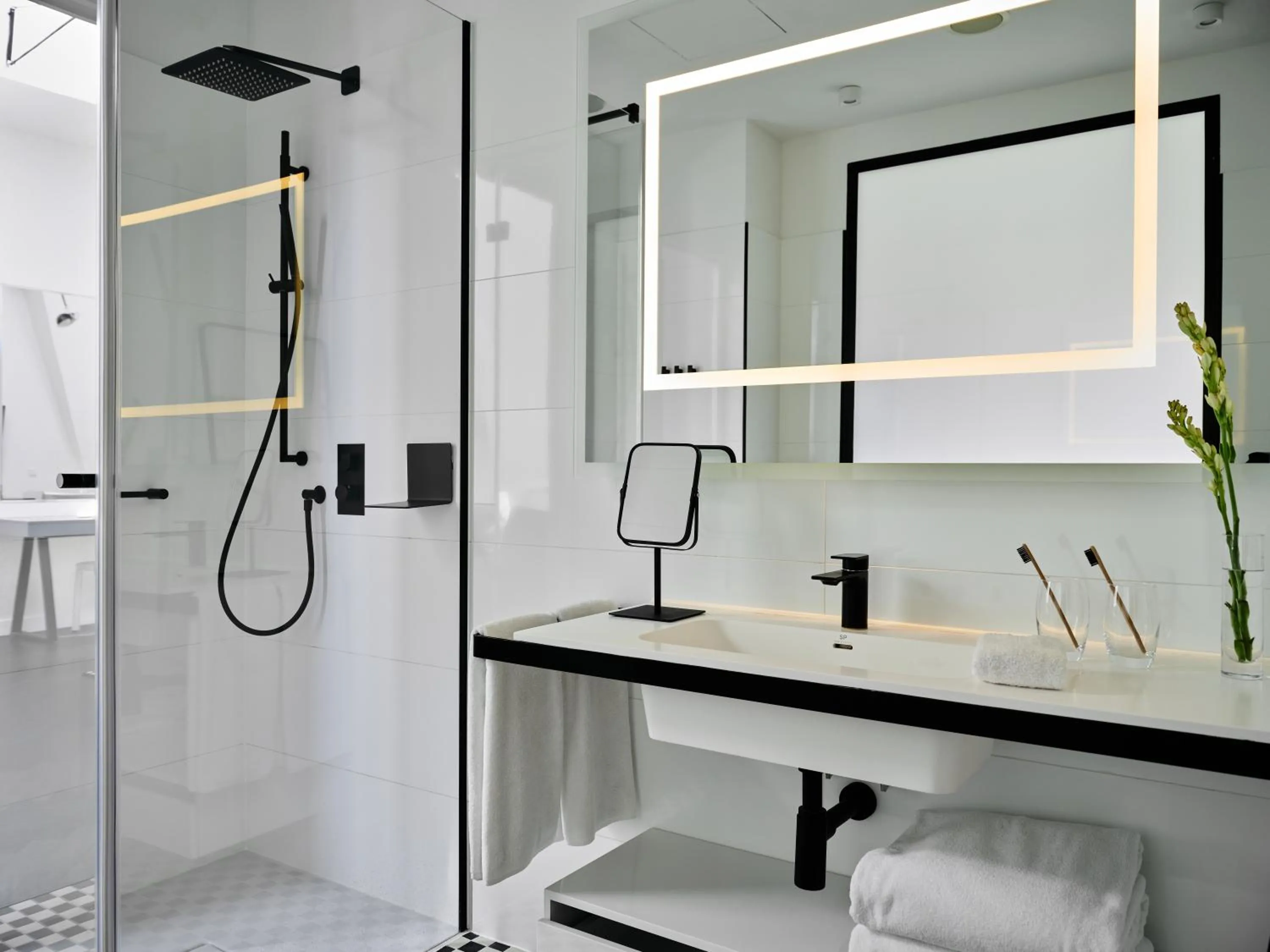 Shower in Hotel Indigo Warsaw Nowy Świat by IHG