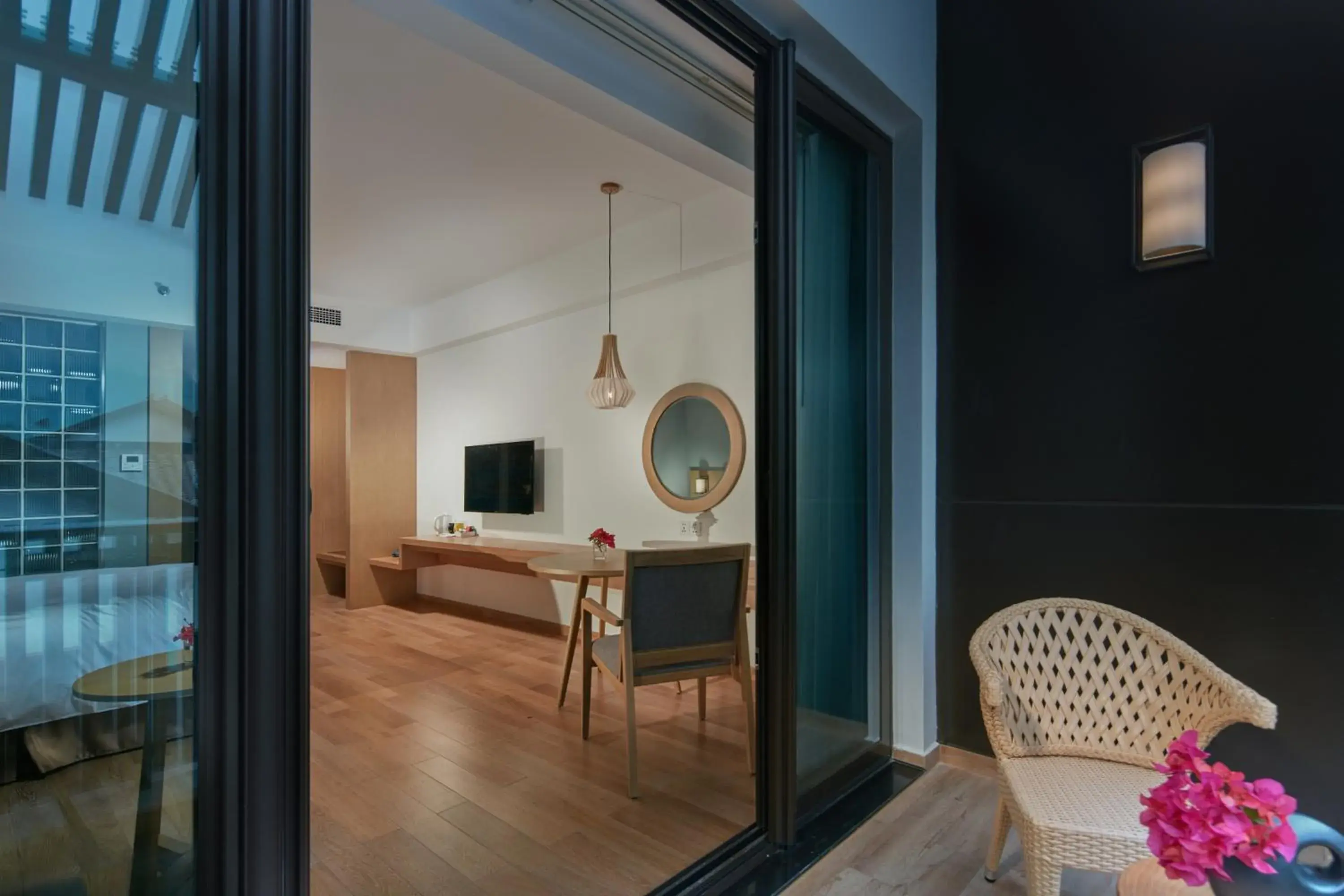 King Room with View - Non-Smoking in Holiday Inn Express Zhejiang Qianxia Lake by IHG King Room with View - Non-Smoking in Holiday Inn Express Zhejiang Qianxia Lake by IHG