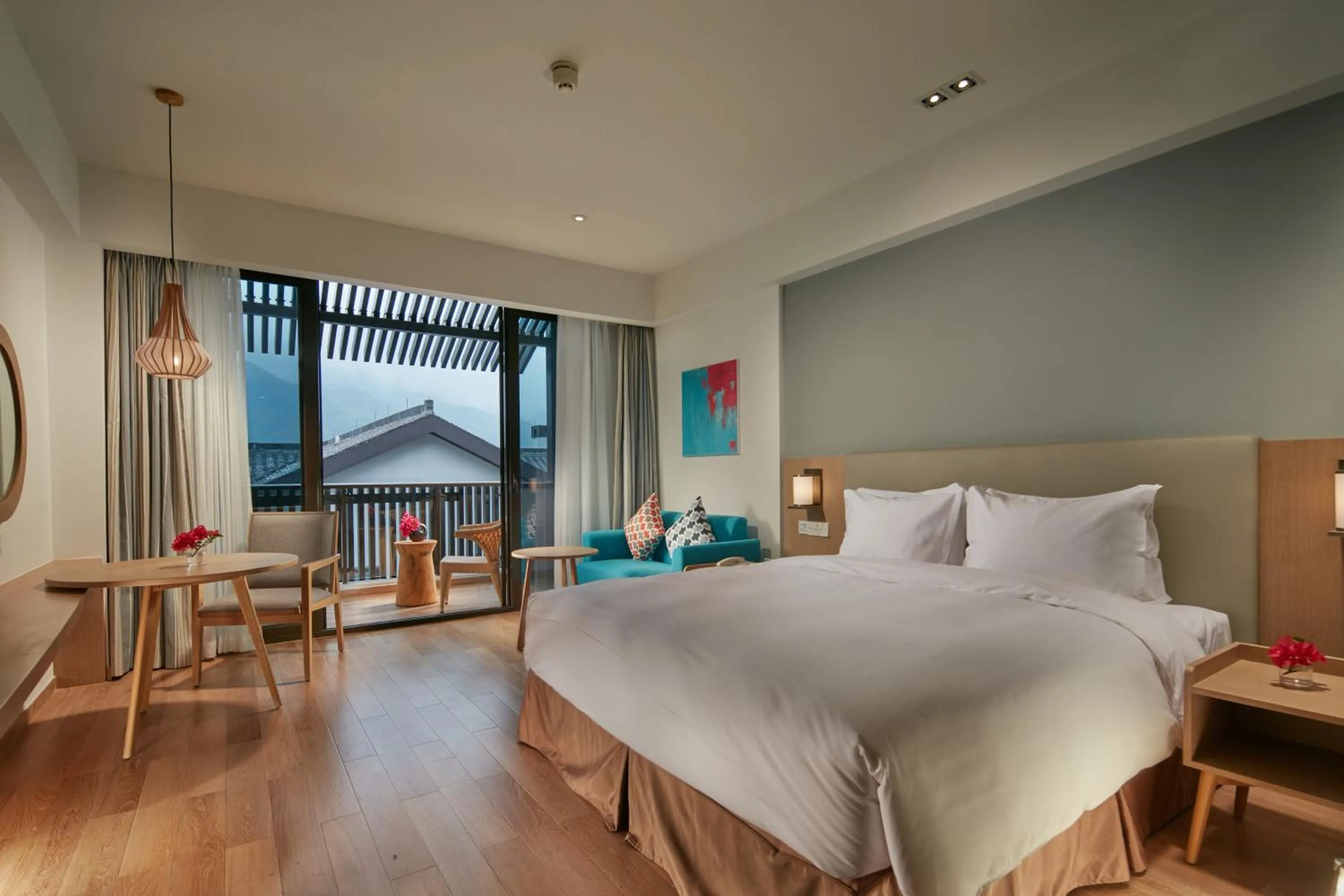 Bed in Holiday Inn Express Zhejiang Qianxia Lake by IHG