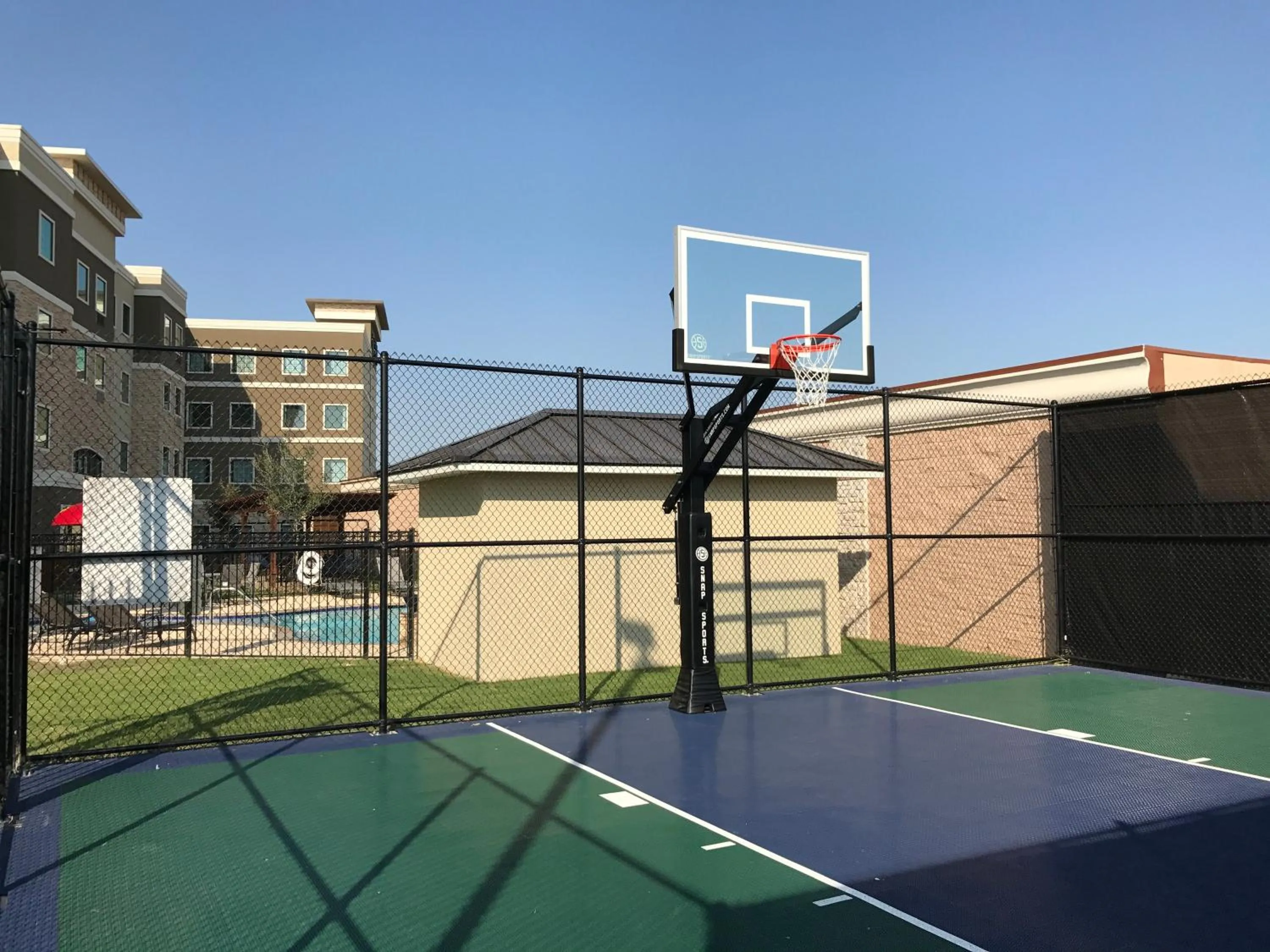 Area and facilities in Staybridge Suites Plano - The Colony by IHG