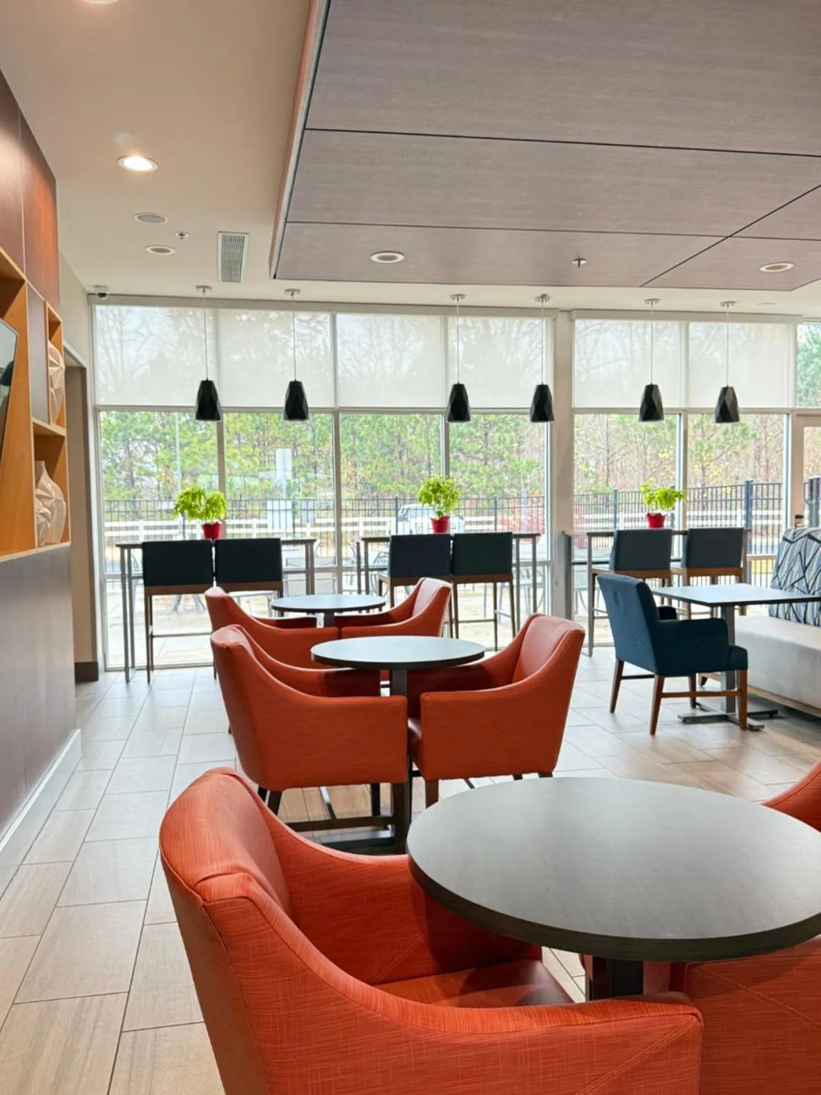 Restaurant/places to eat in Holiday Inn Express - Bethlehem by IHG