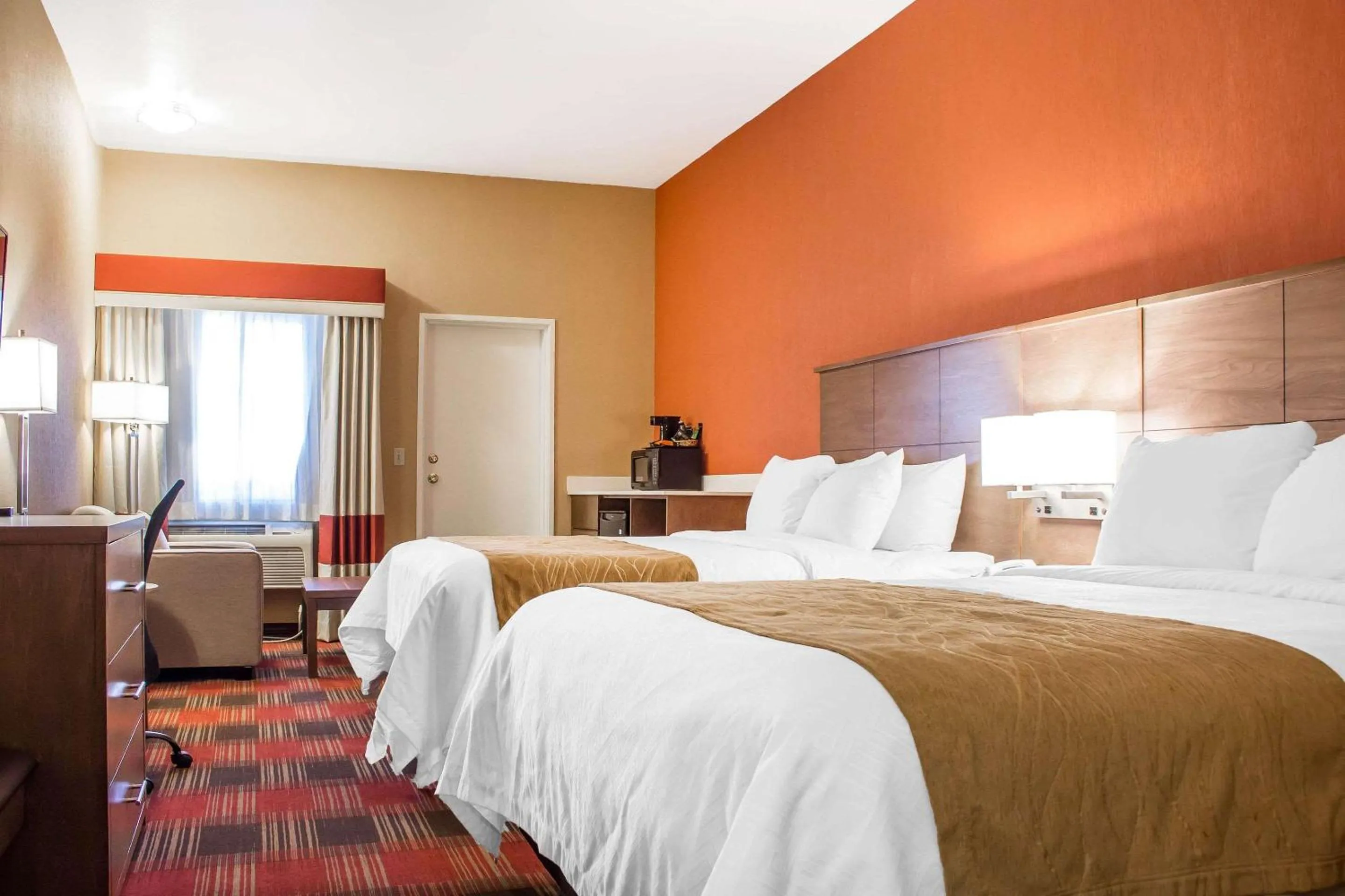 Photo of the whole room, Bed in Comfort Inn Flagstaff Lucky Lane I-40