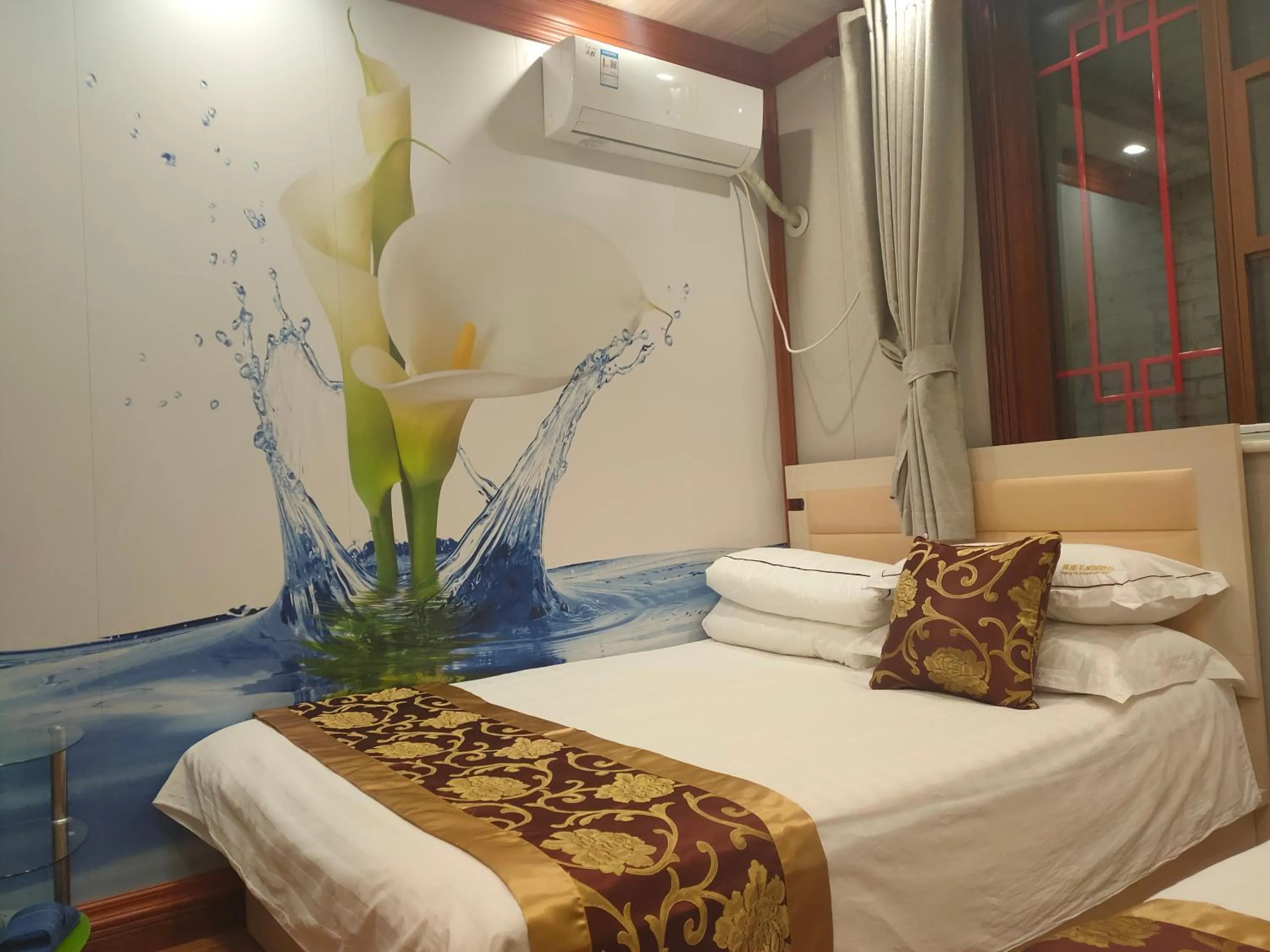 Bed in Huangyaguan Great Wall Li Bo Home Hotel