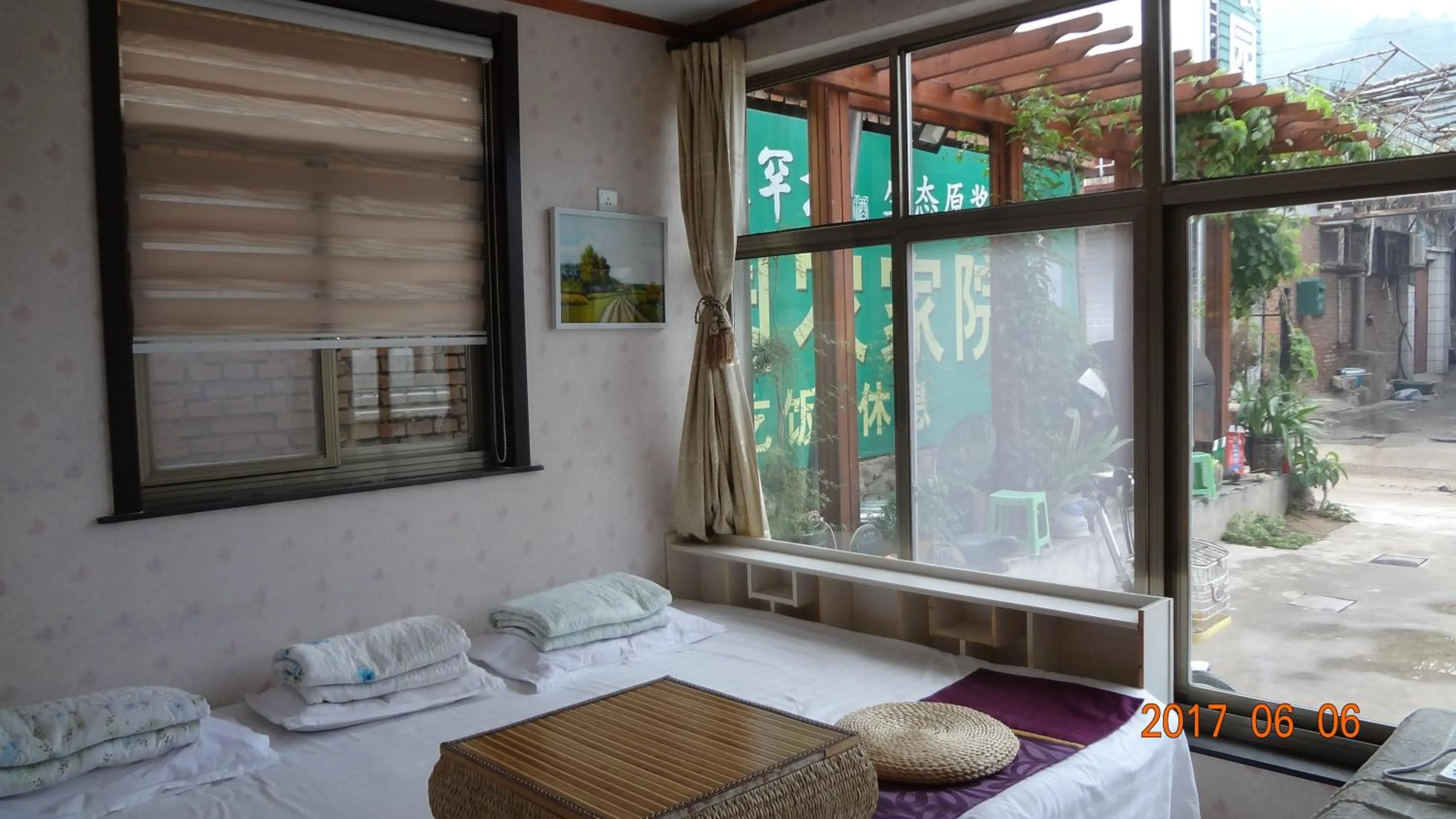 Bed in Huangyaguan Great Wall Li Bo Home Hotel