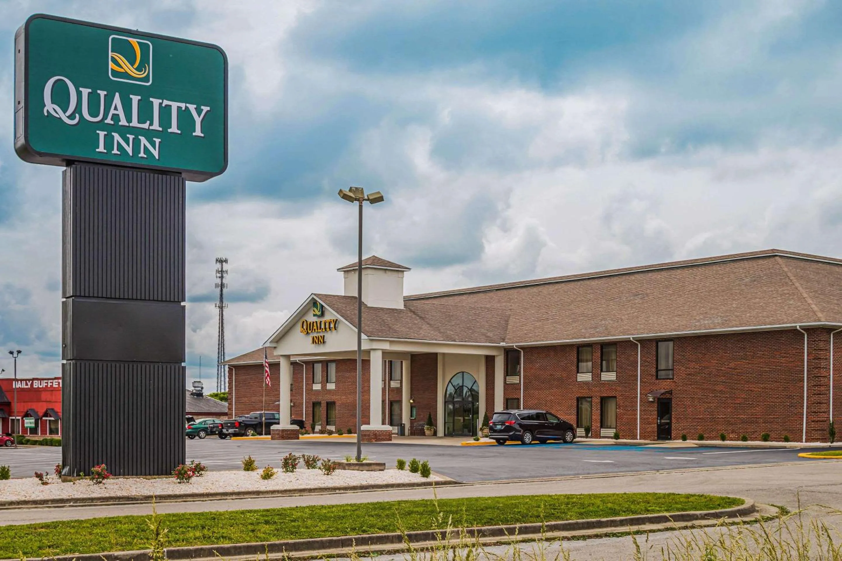 Property building in Quality Inn Berea