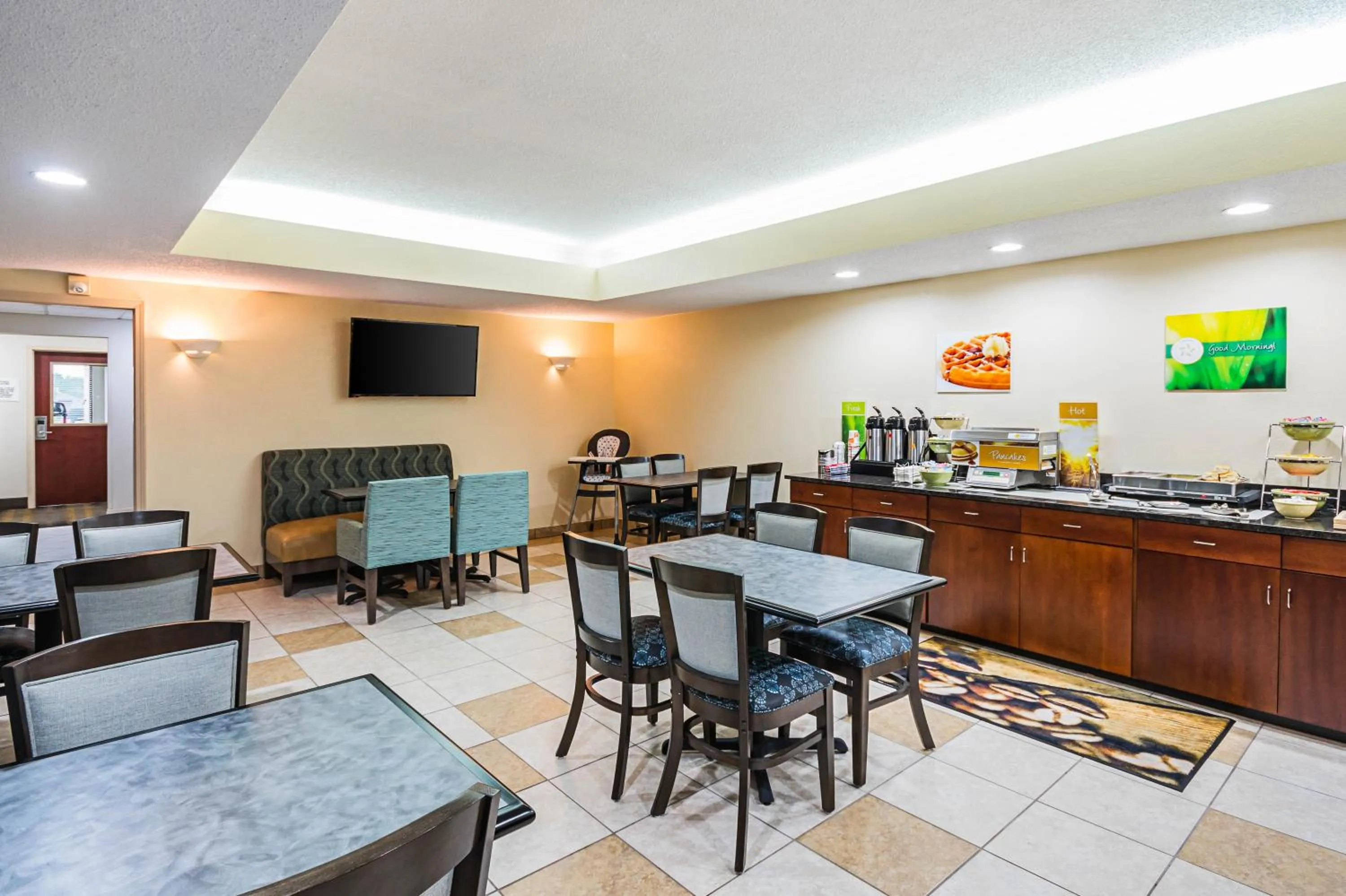Food and drinks in Quality Inn Berea