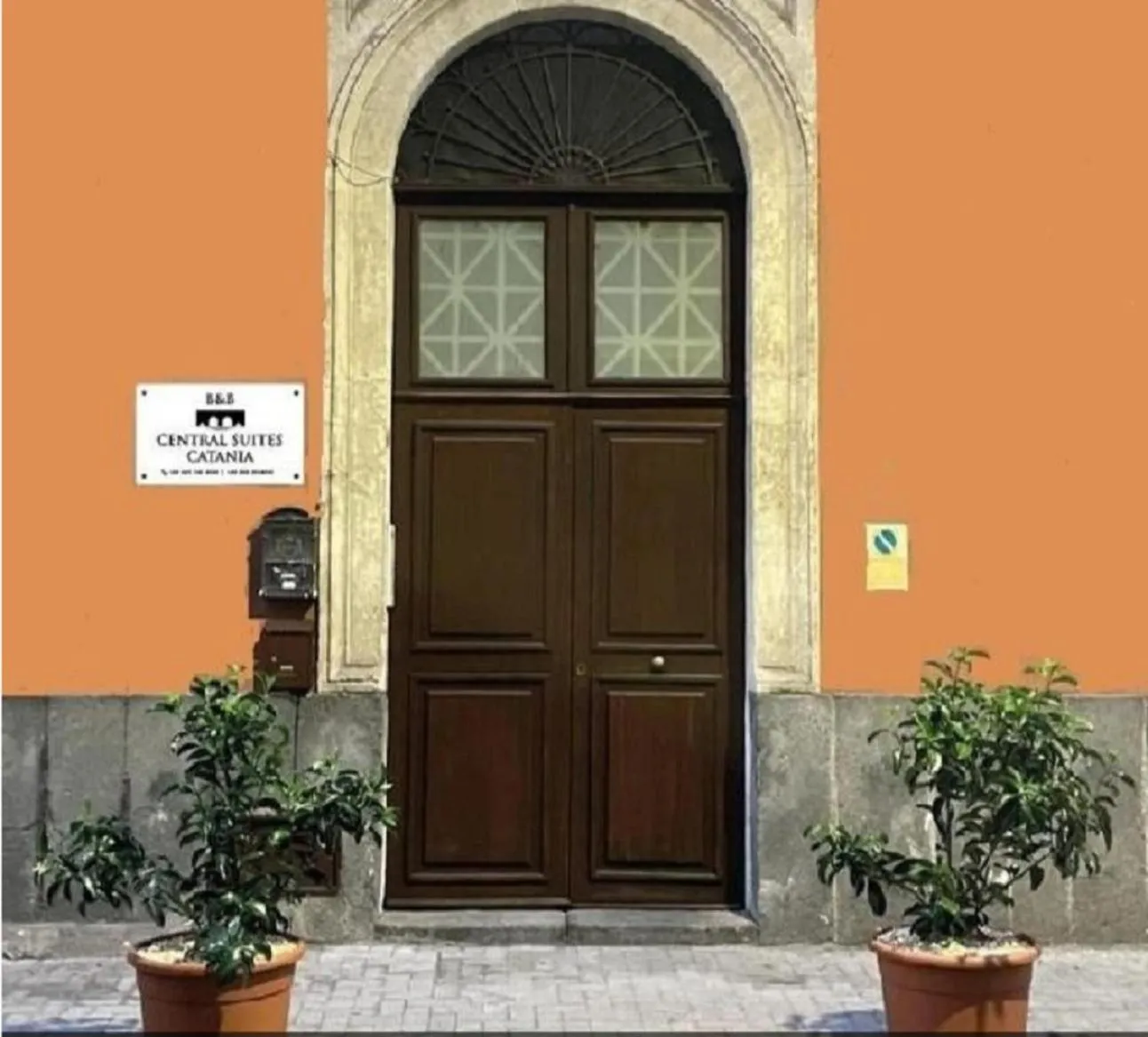 Facade/entrance in Central Suites Catania