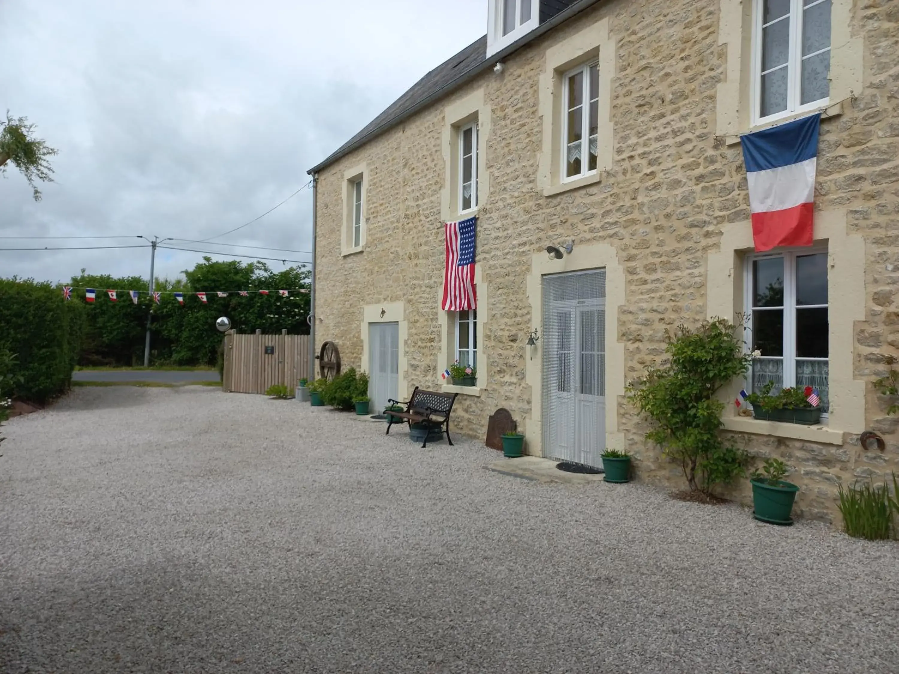 Ivy House Utah Beach Ivy House Utah Beach