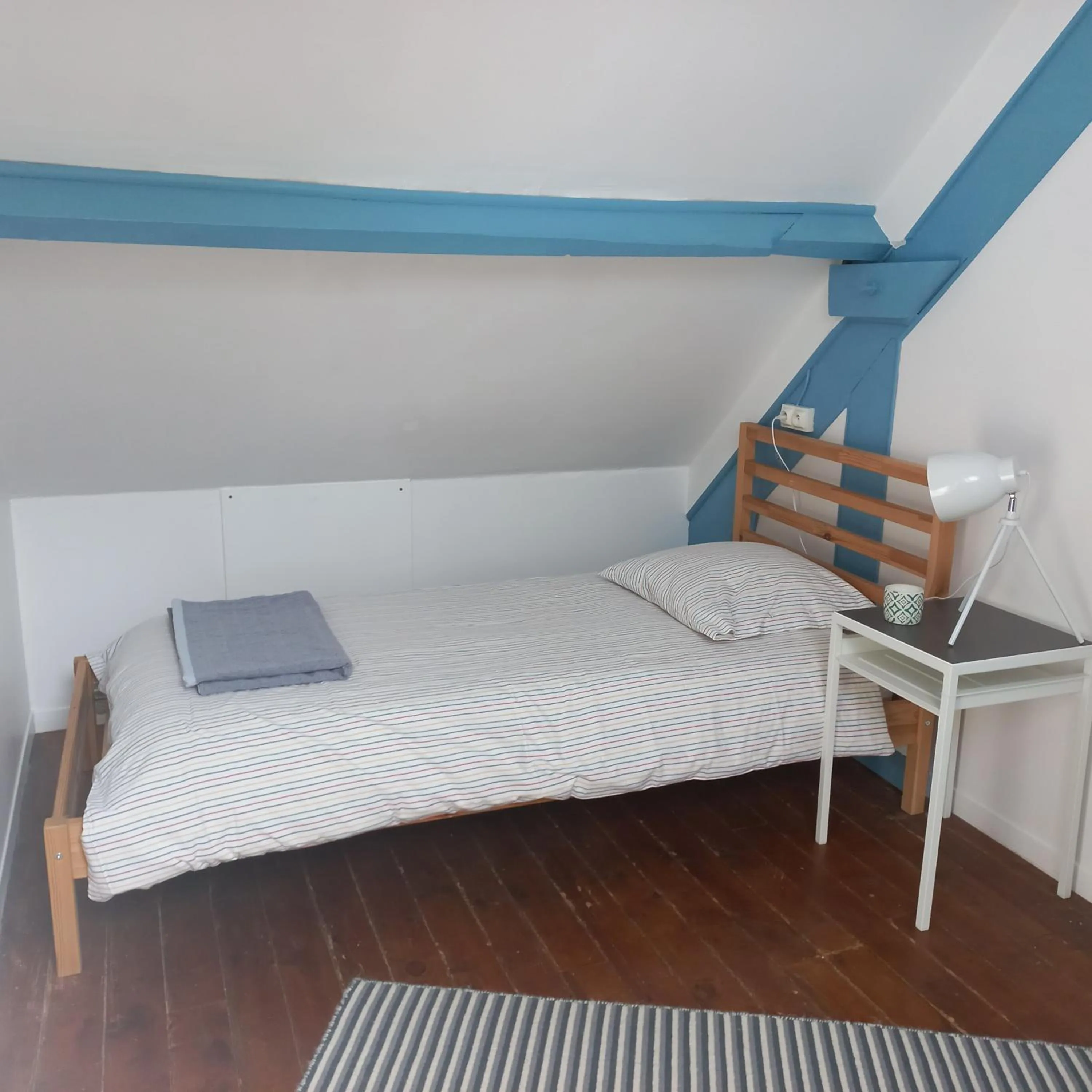 Bed in Ivy House Utah Beach