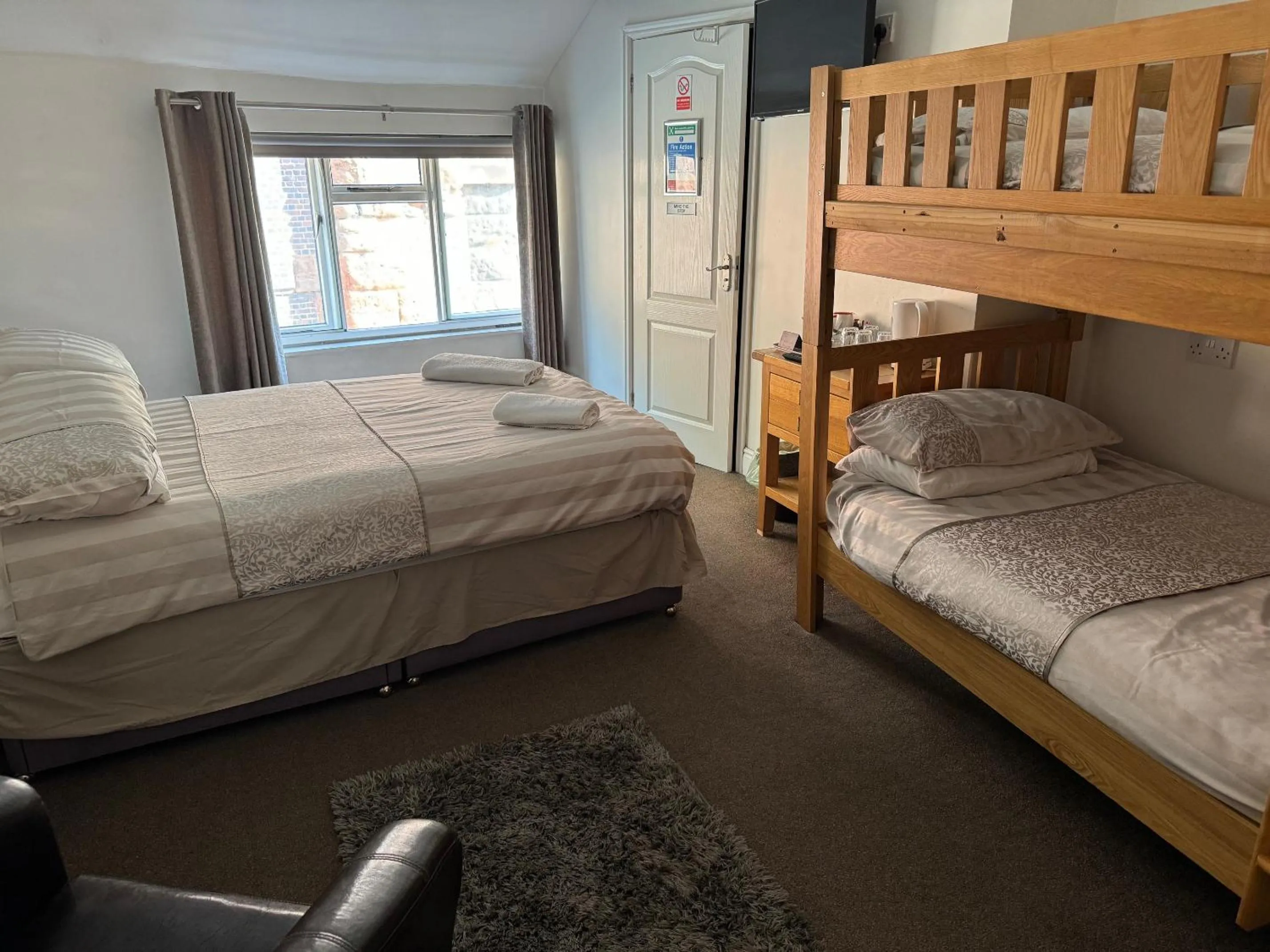 Bedroom, Bed in Severn Valley Guest House