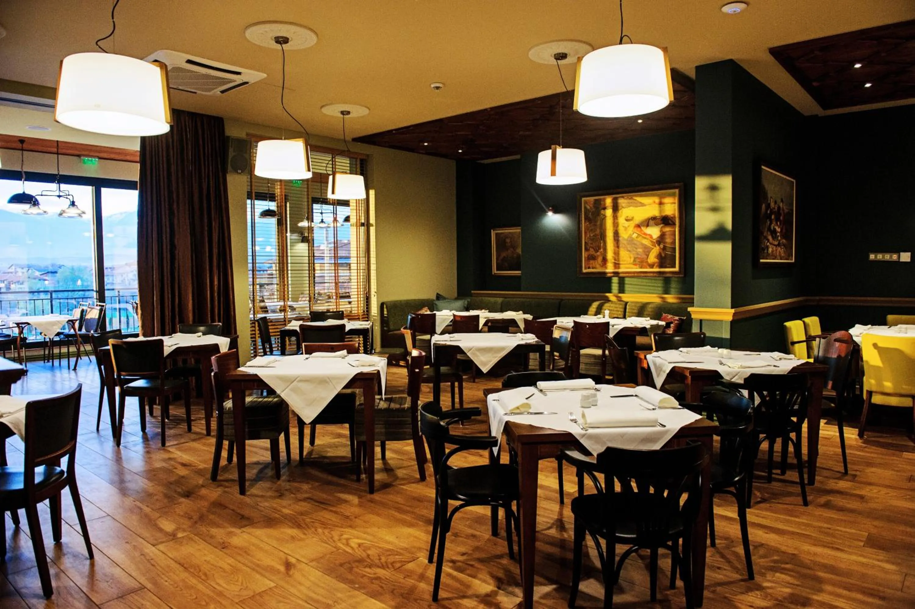 Restaurant/places to eat in Hot Springs Medical and SPA