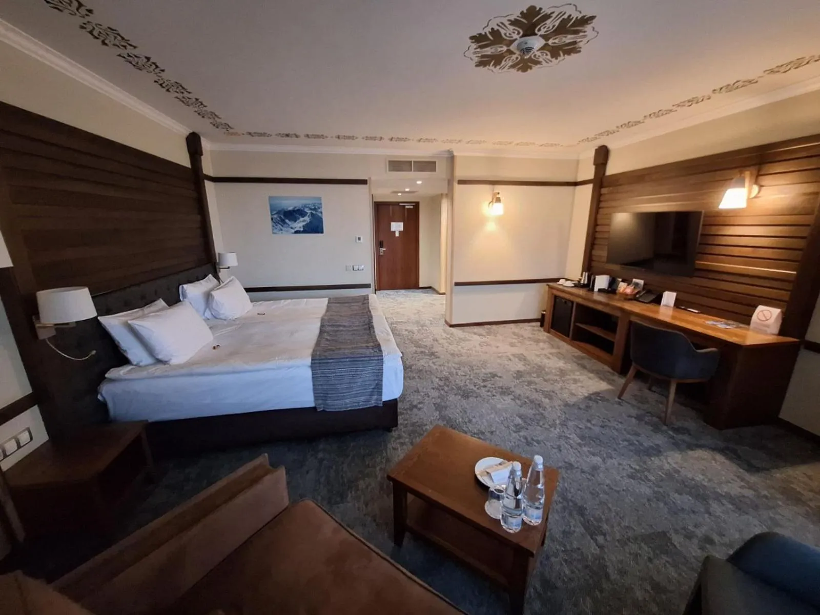 Photo of the whole room, Bed in Hot Springs Medical and SPA