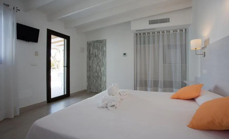 Bed in Hotel Rosamar - Emar Hotels