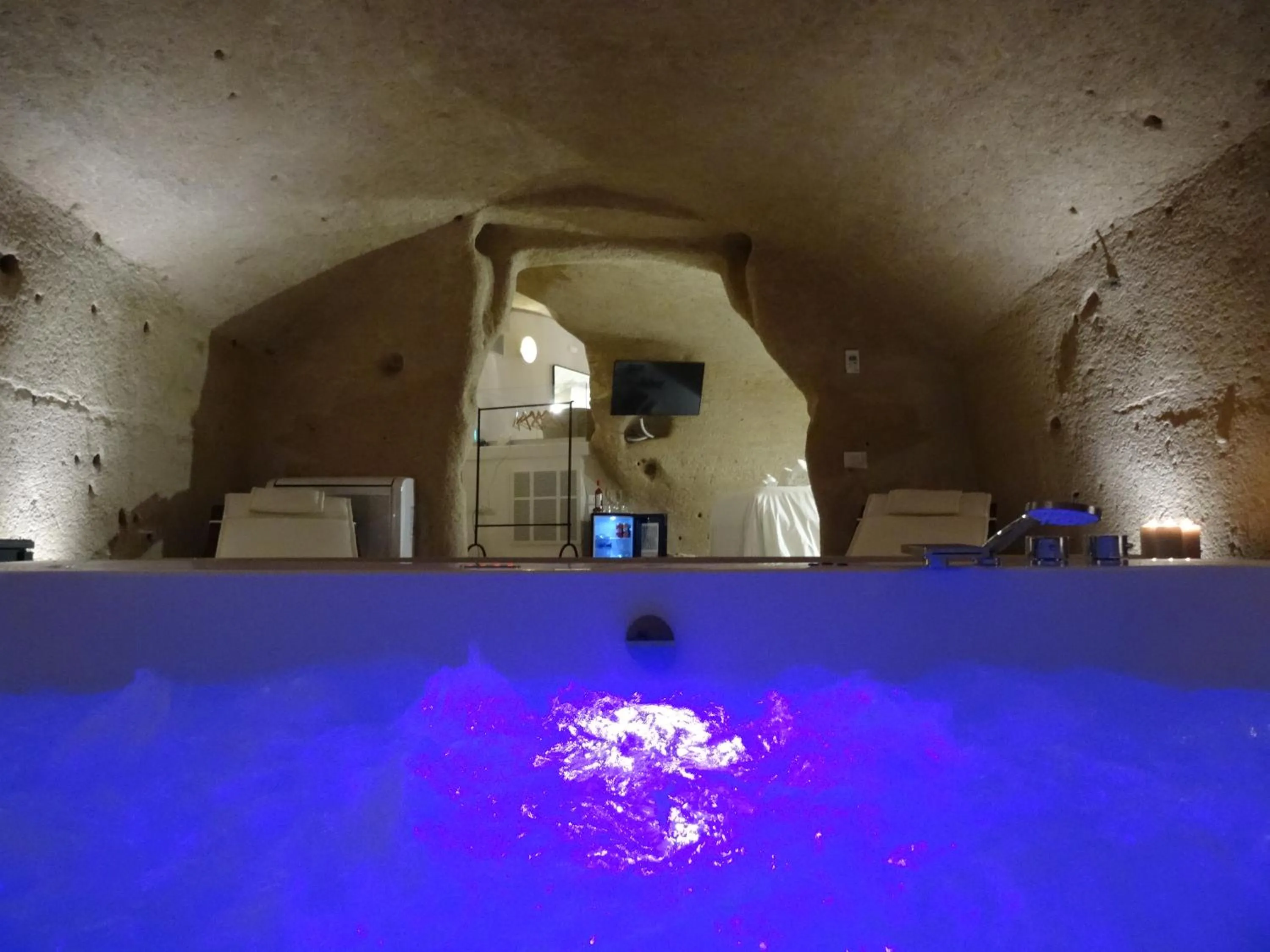 Hot Tub in LA DIMORA DELLE 3 ZIE