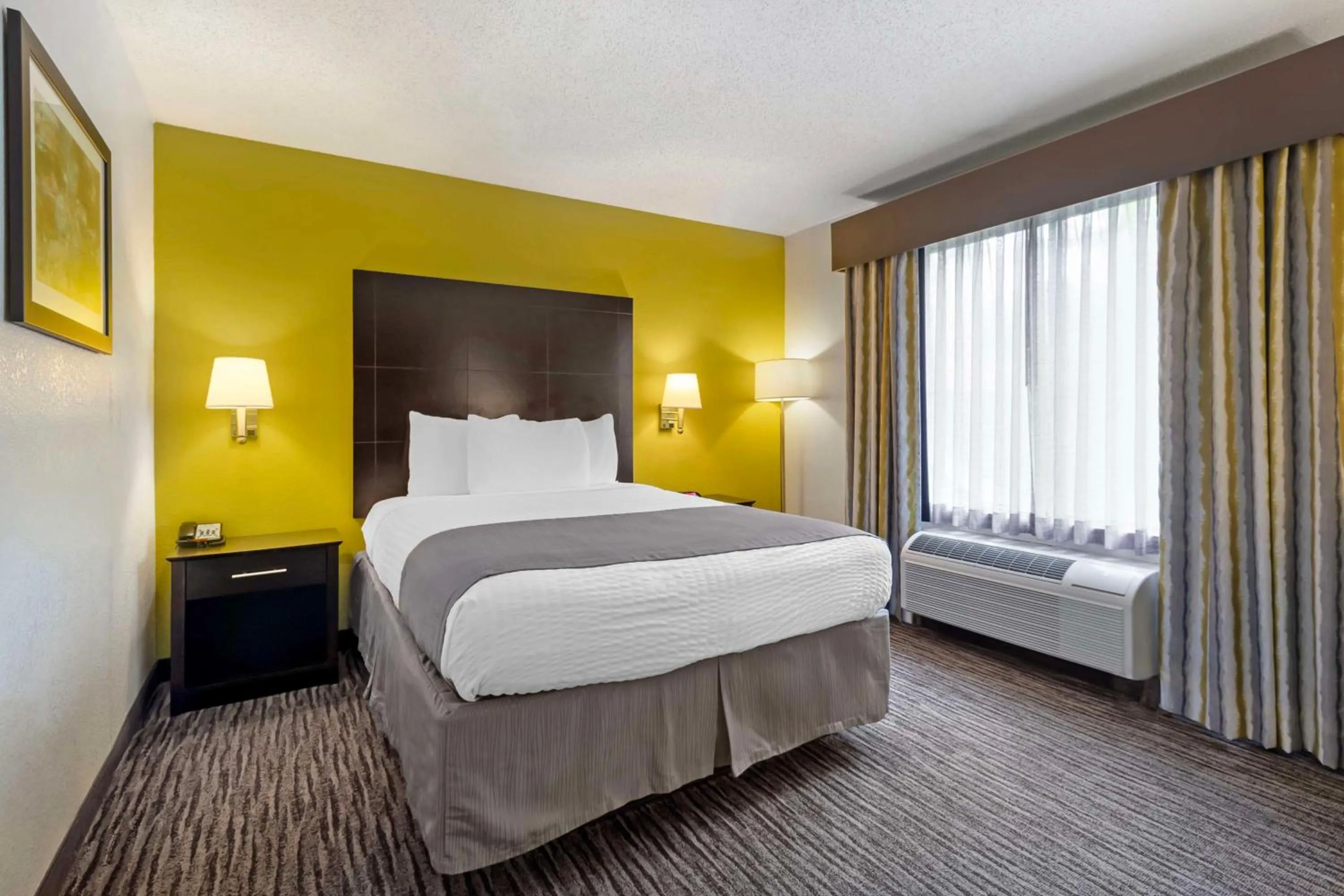 Bedroom, Bed in Best Western Magnolia Inn and Suites